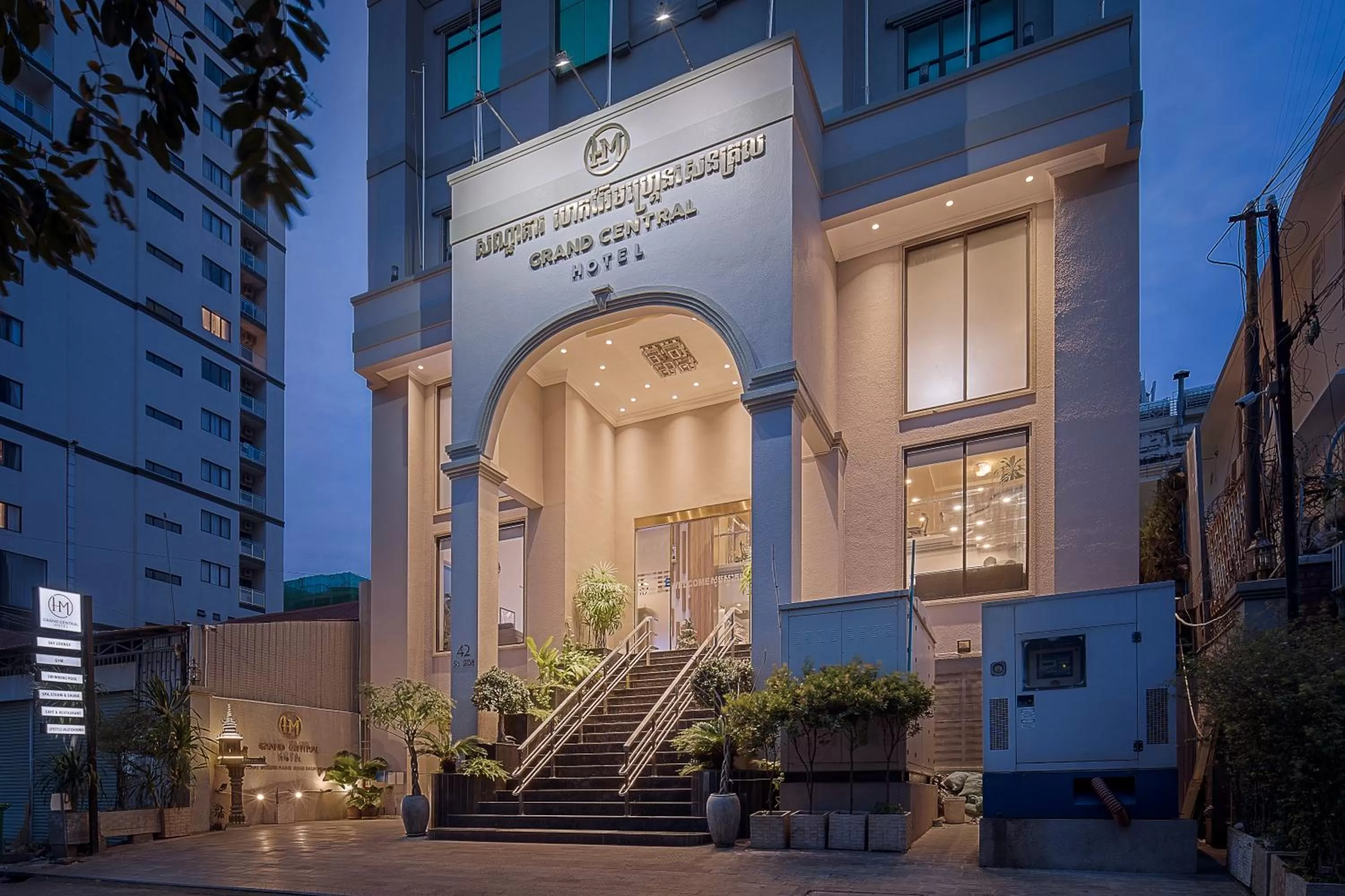 Property building in HM Grand Central Hotel