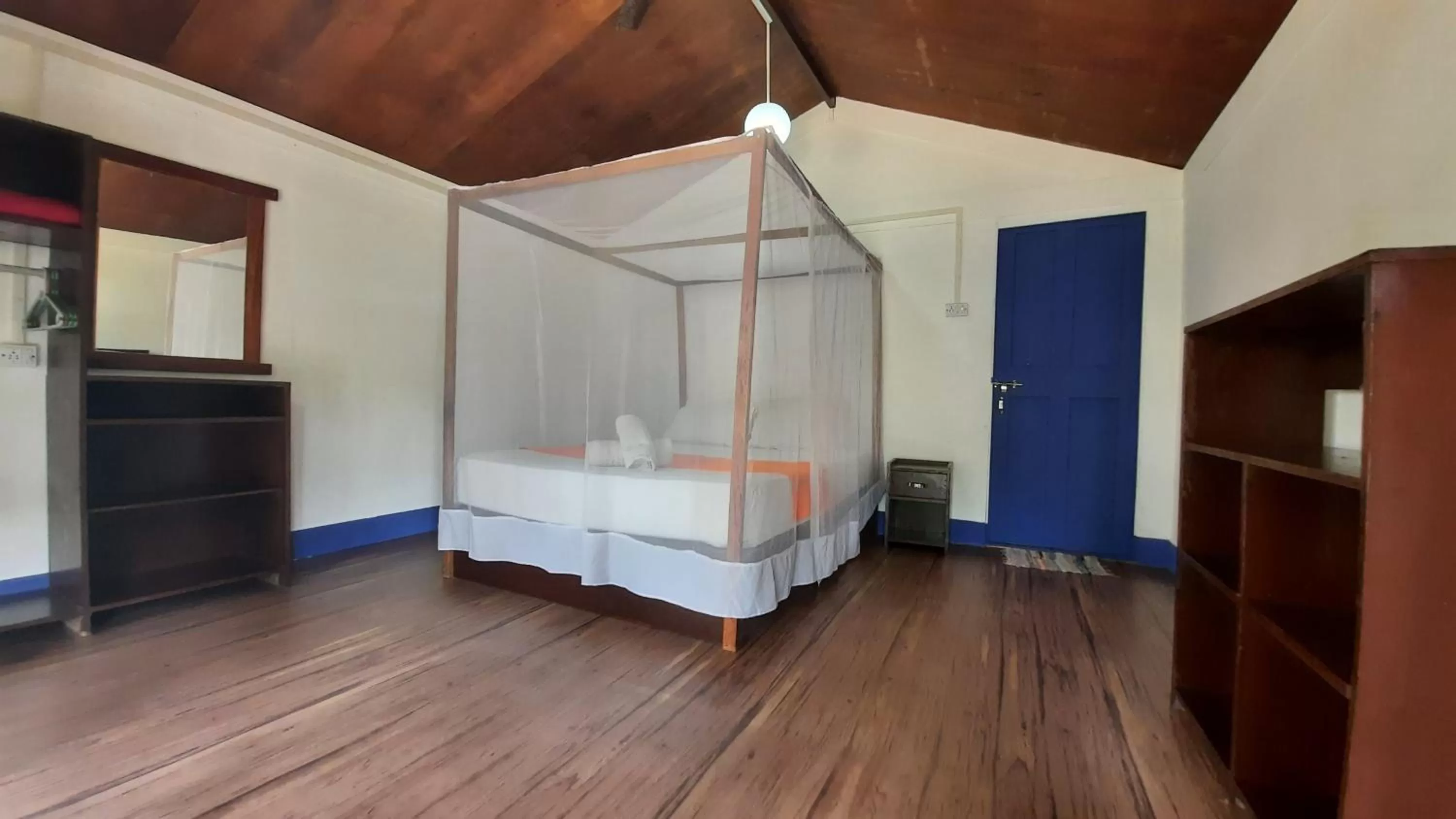 Bed in Peace Garden Beach Resort