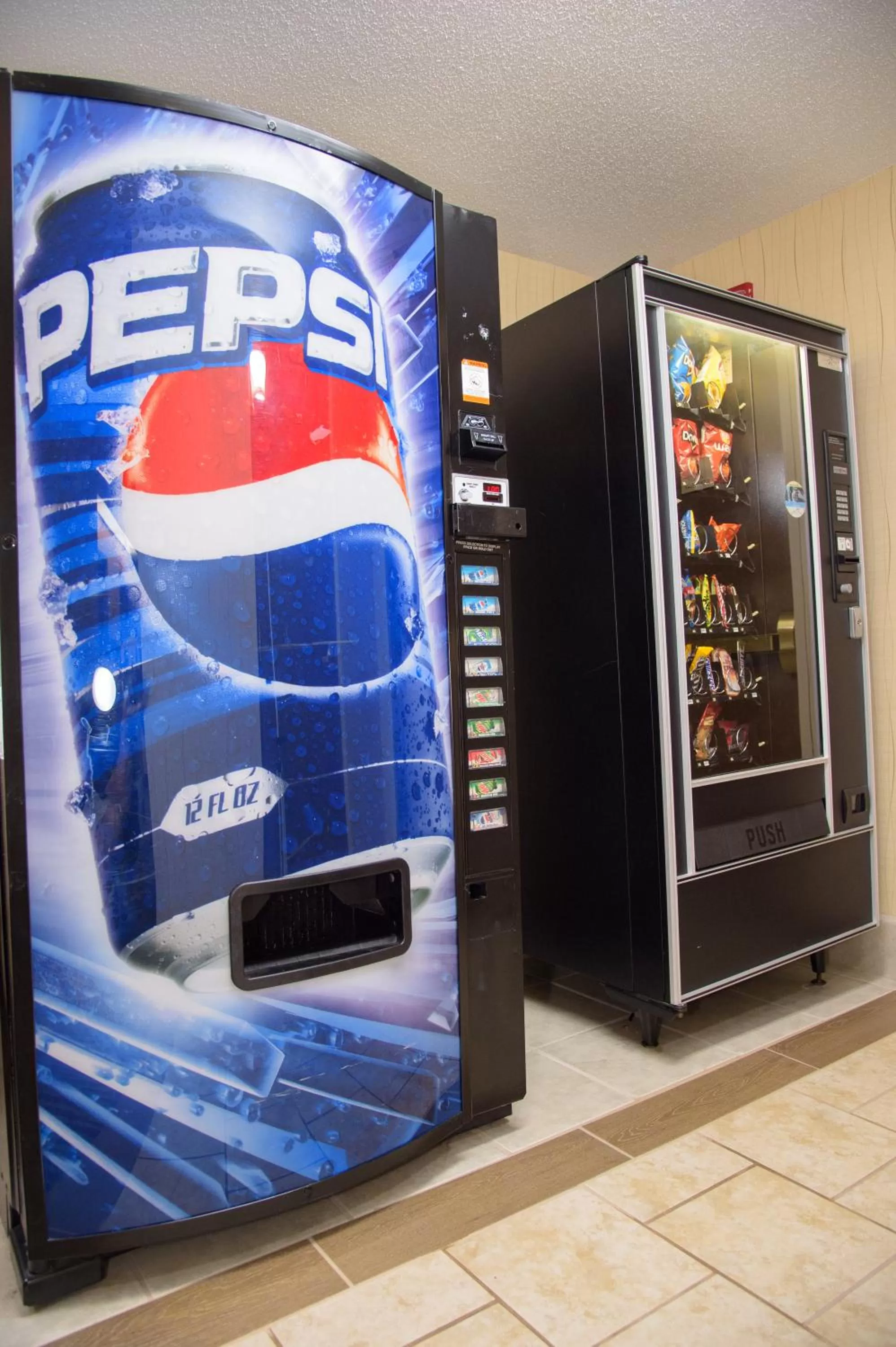 On-site shops in Pigeon River Inn