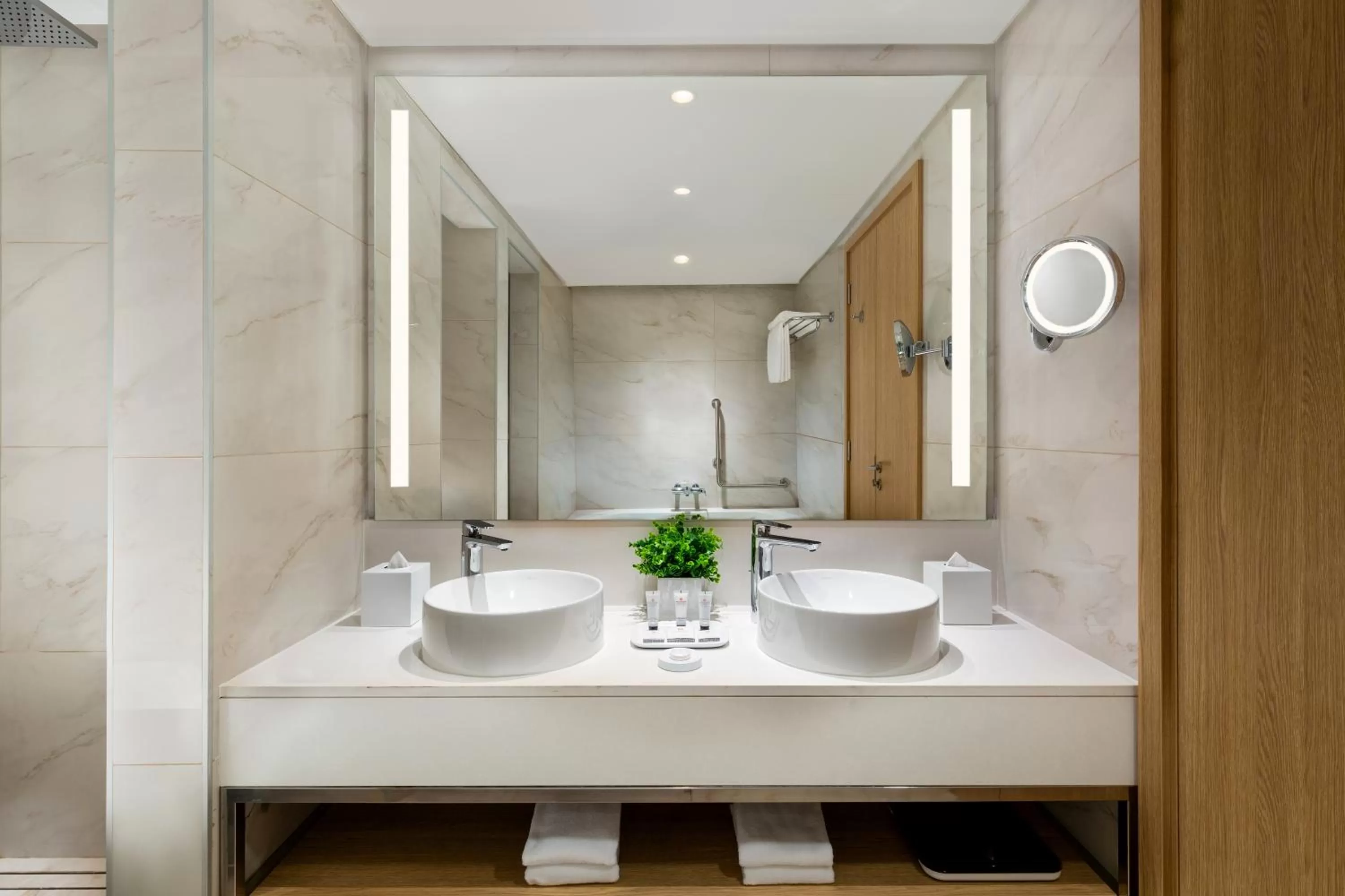 Bathroom in Millennium Place Mirdif