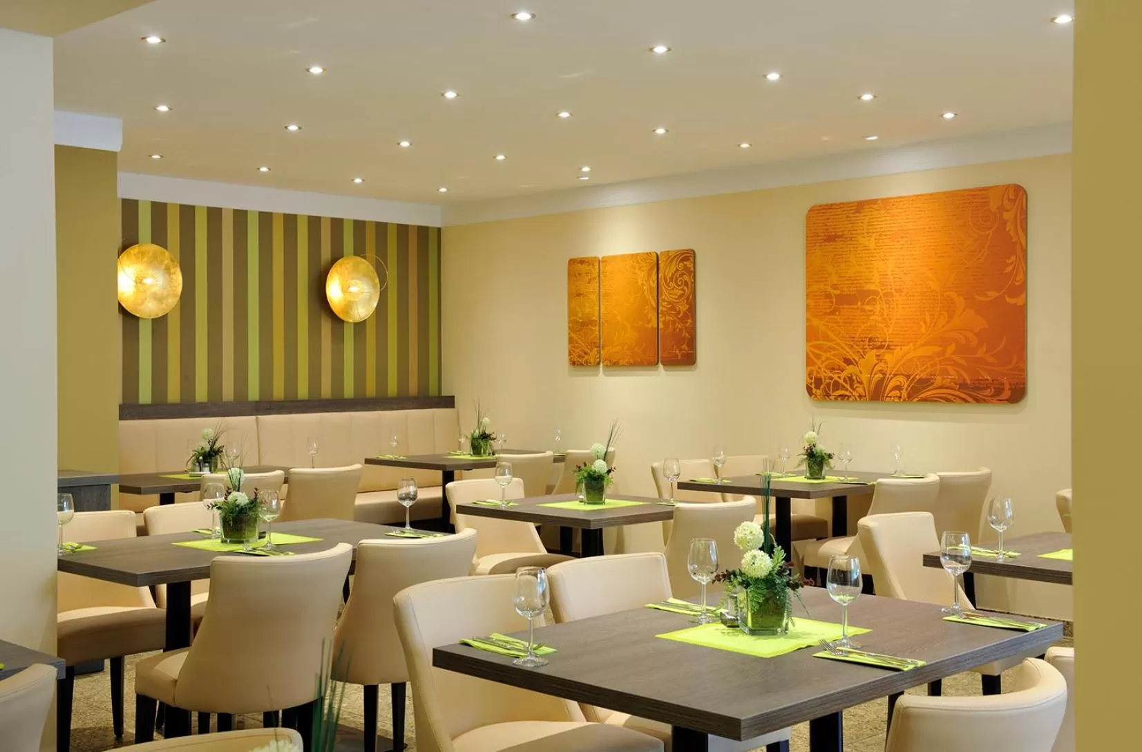 Restaurant/places to eat in Johannesbad Hotel Königshof