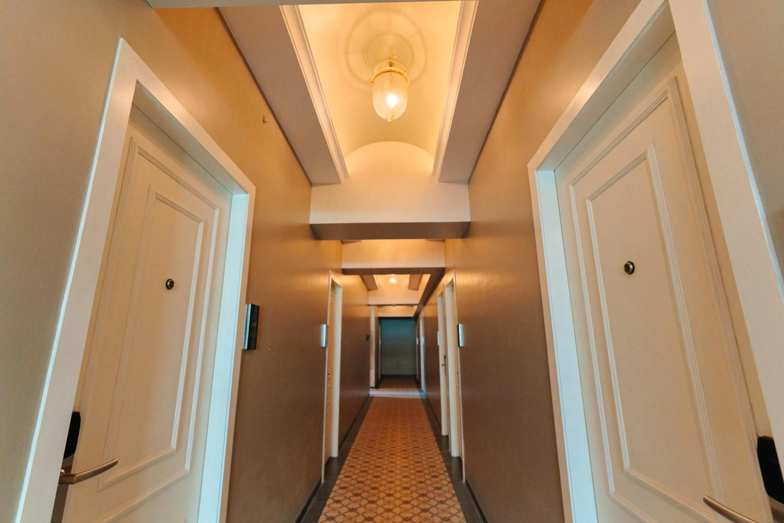 Lobby or reception in Arnna Hotel- Goregaon East