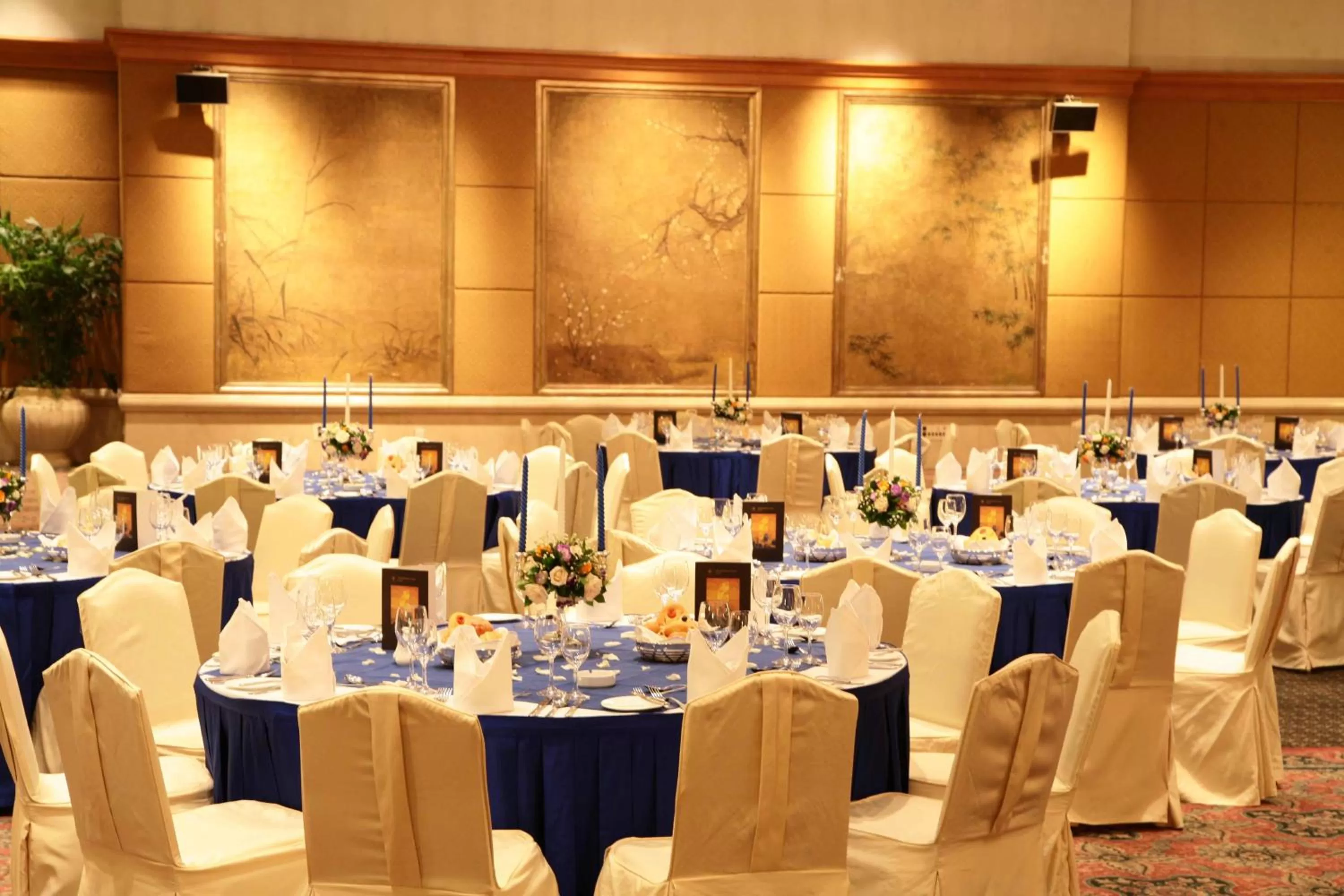 Restaurant/places to eat in The Presidential Beijing