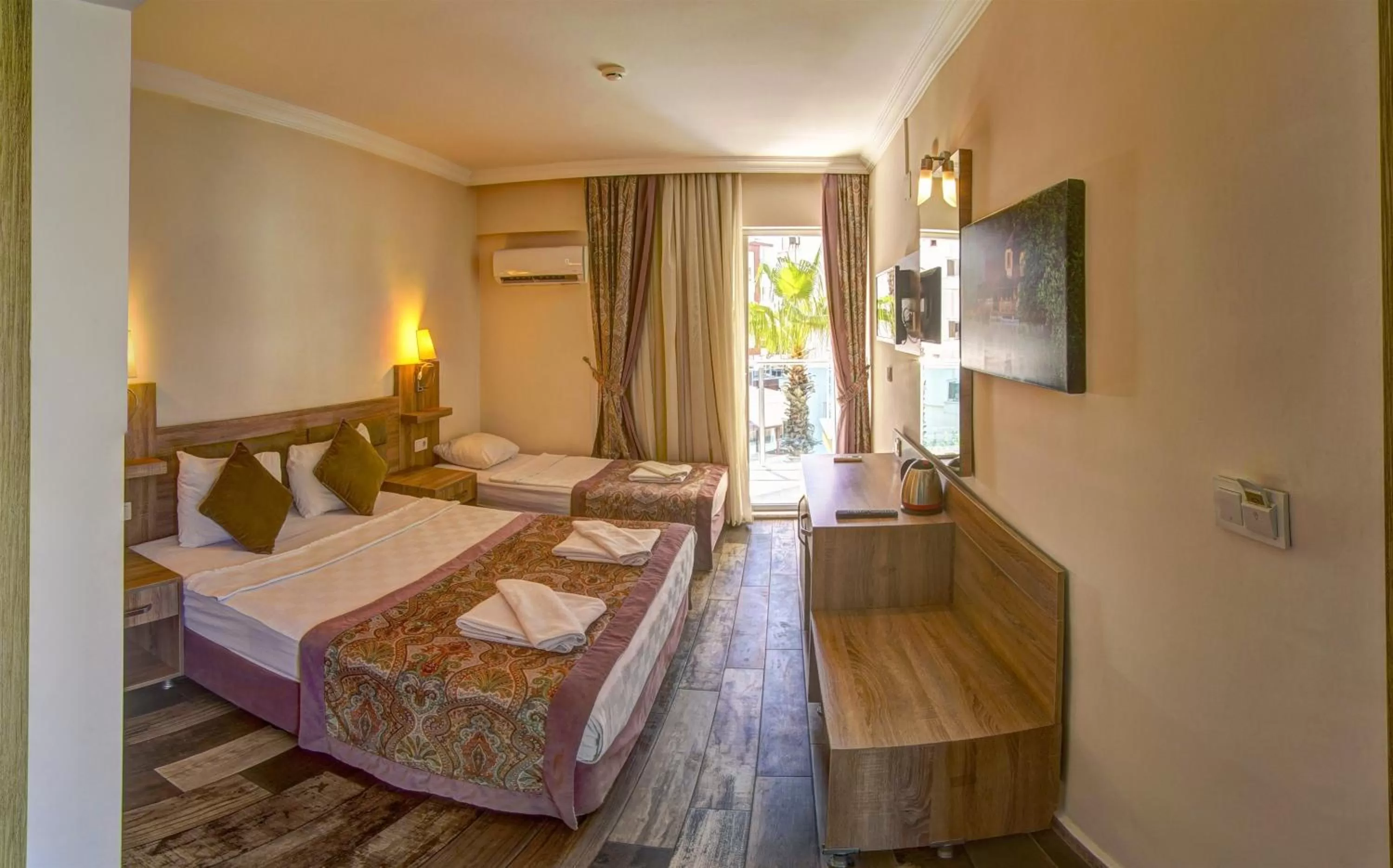 Bed in Arsi Enfi City Beach Hotel