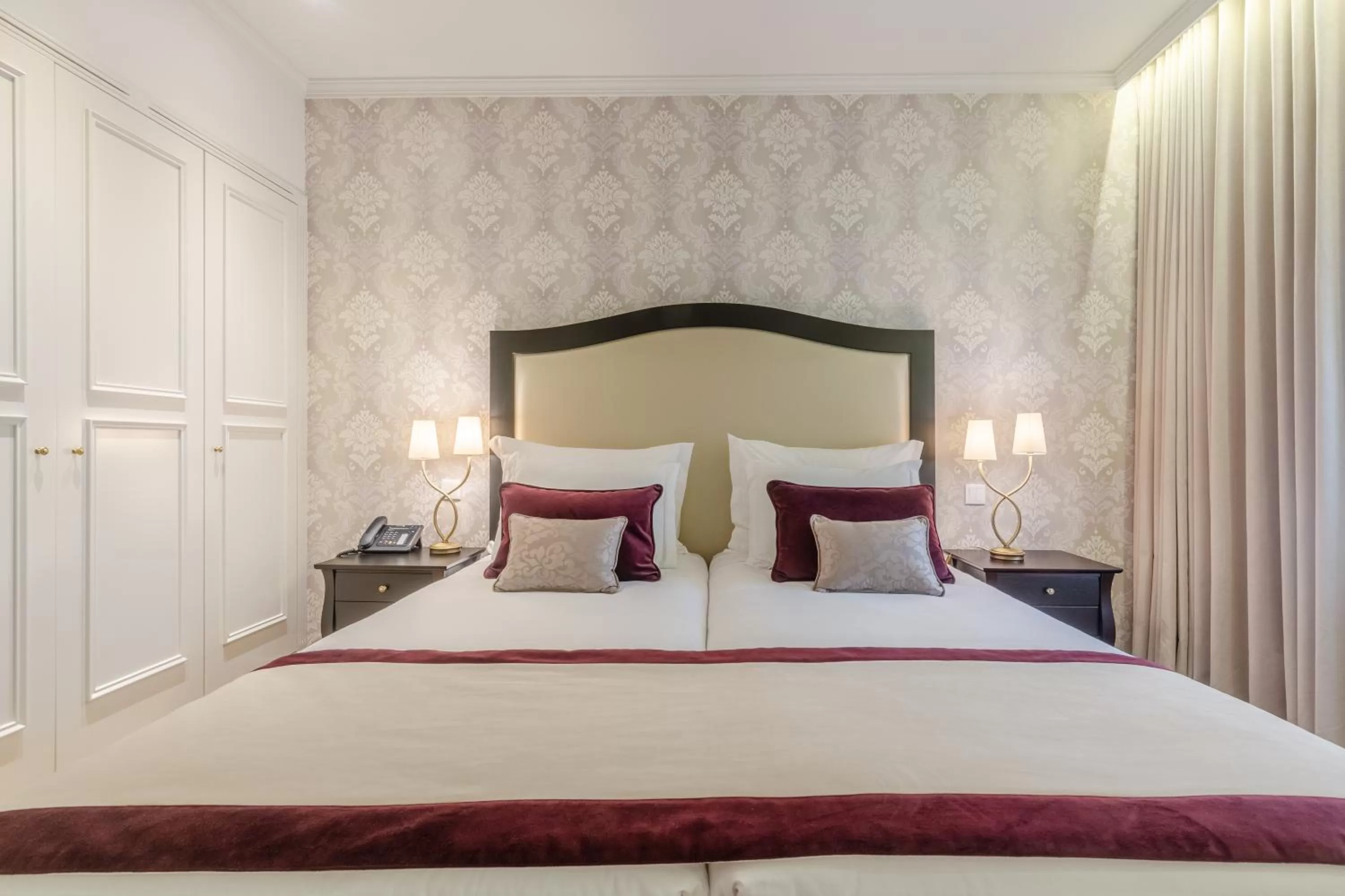 Photo of the whole room, Bed in Luna Hotel Turismo