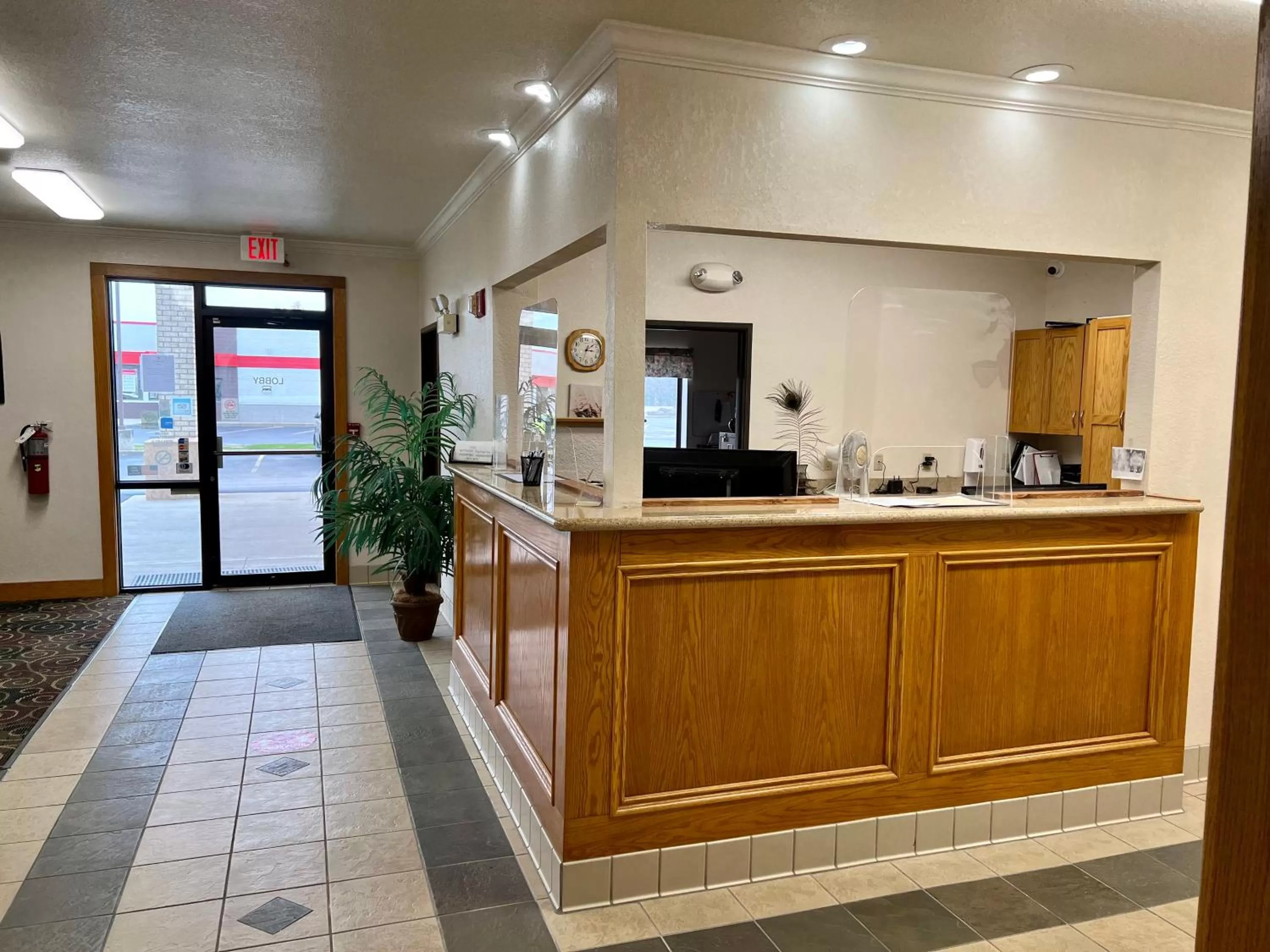 Lobby or reception in Express Inn & suites