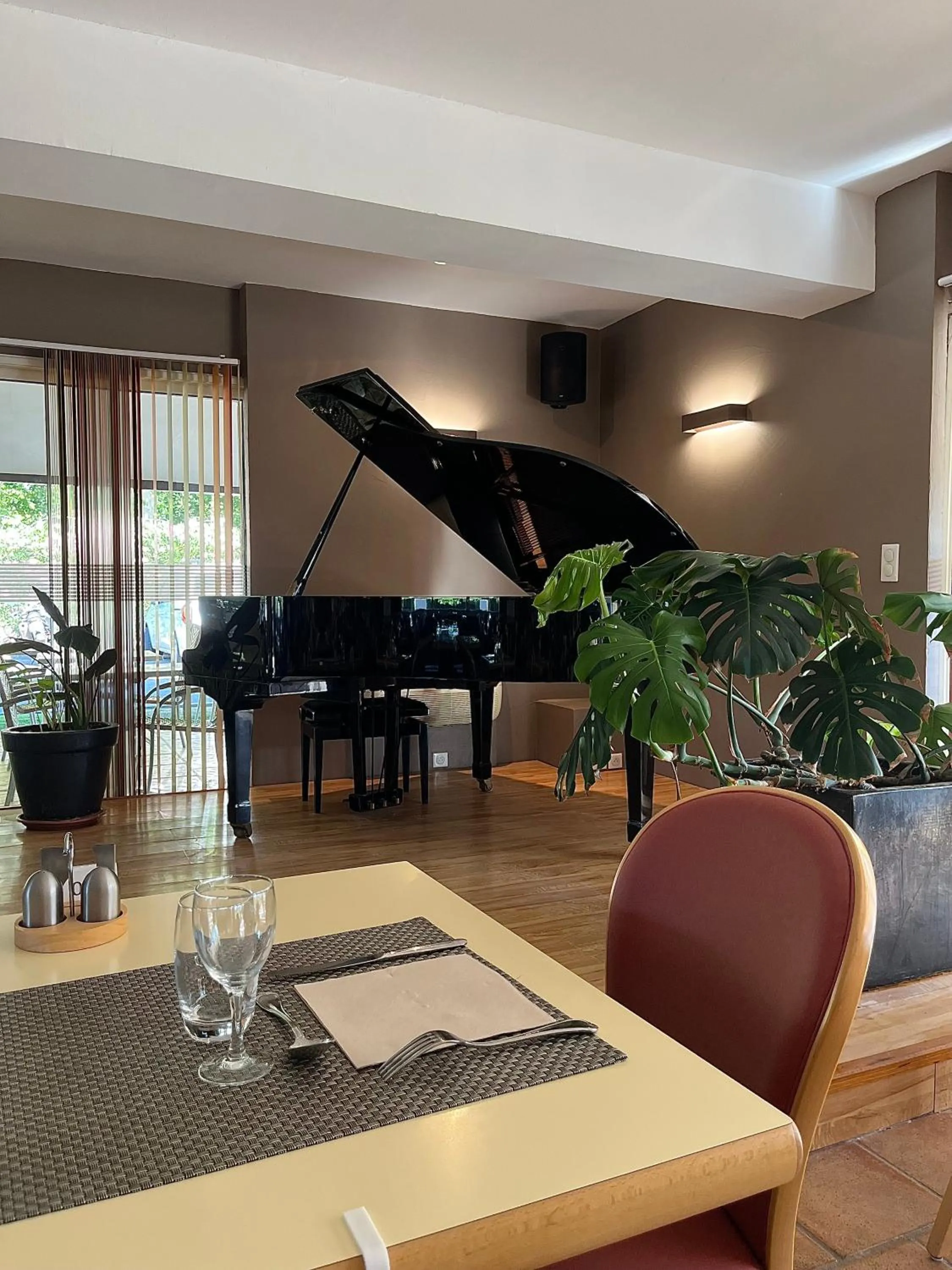 Logis Hôtel Le Mas De Jossyl