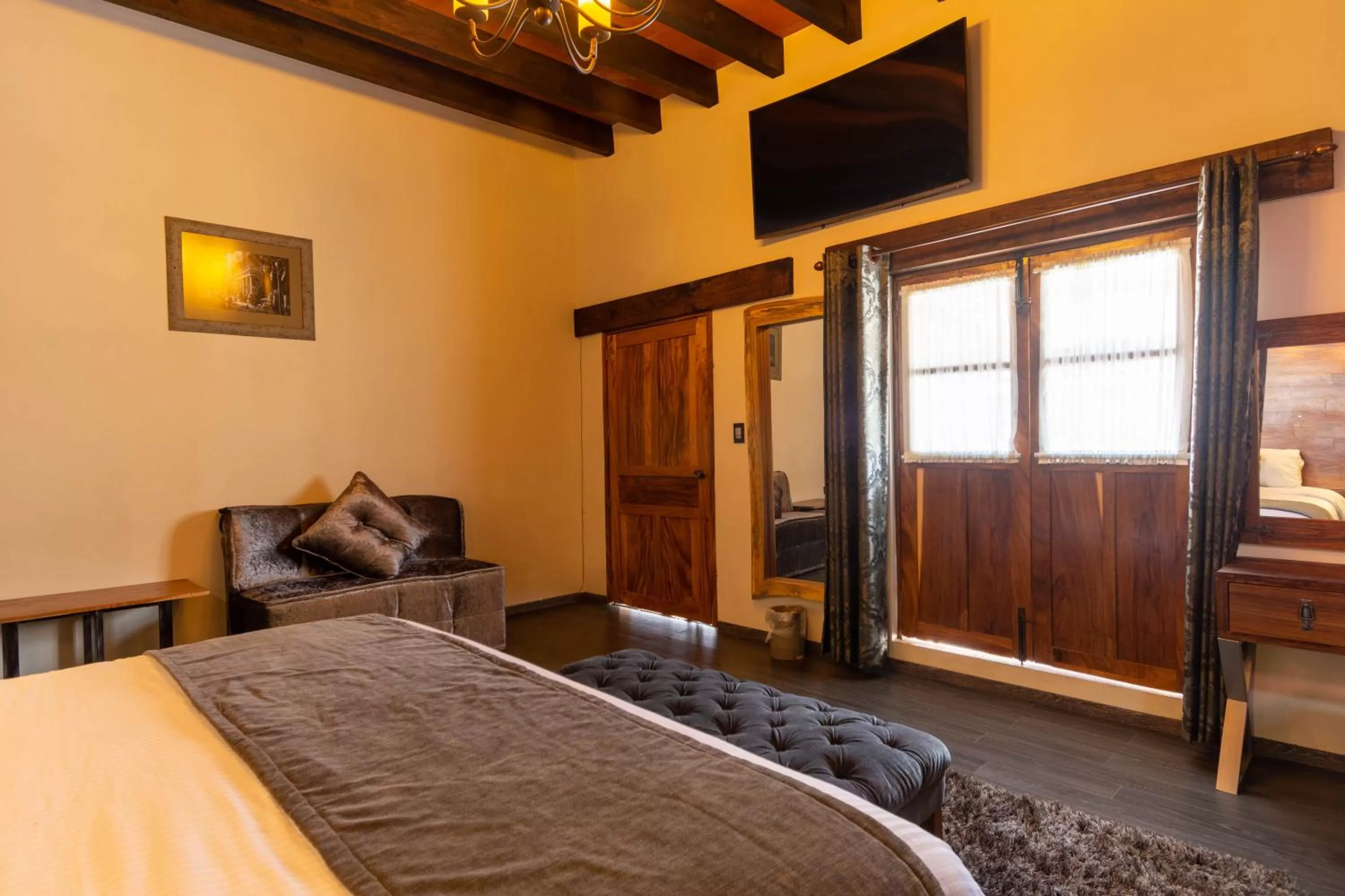 Photo of the whole room in Hotel Casa Sangre de Cristo