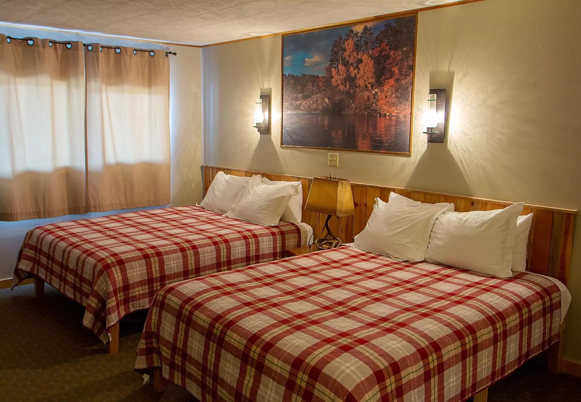 High Country Motel and Cabins