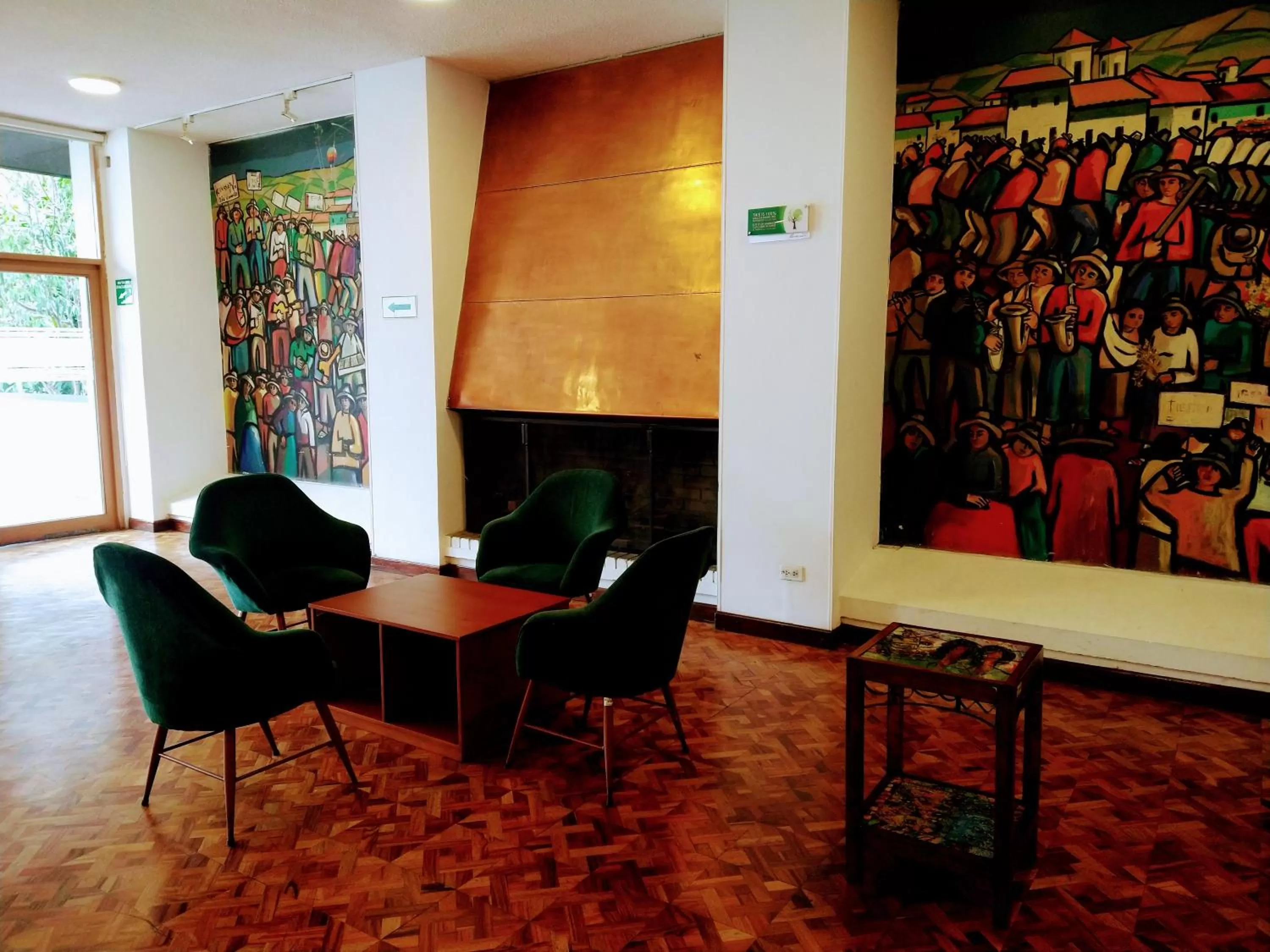 Living room in Hotel Morasurco