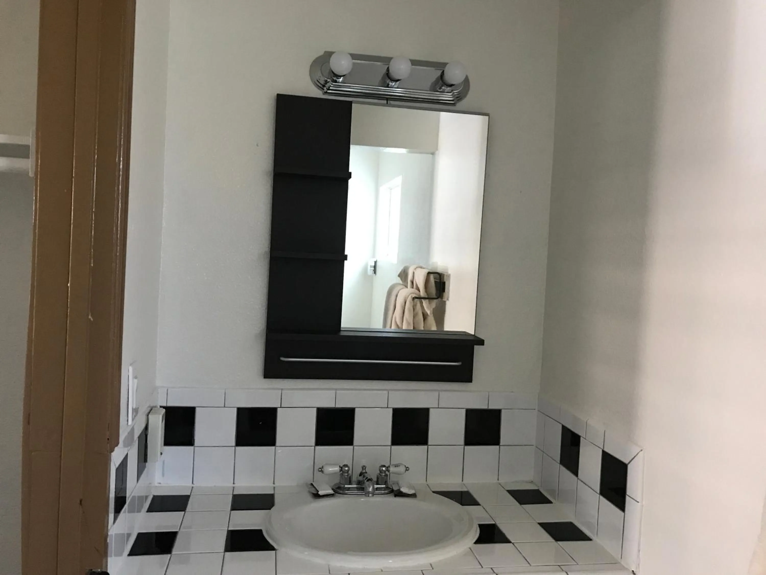 Bathroom in Westwind Lodge