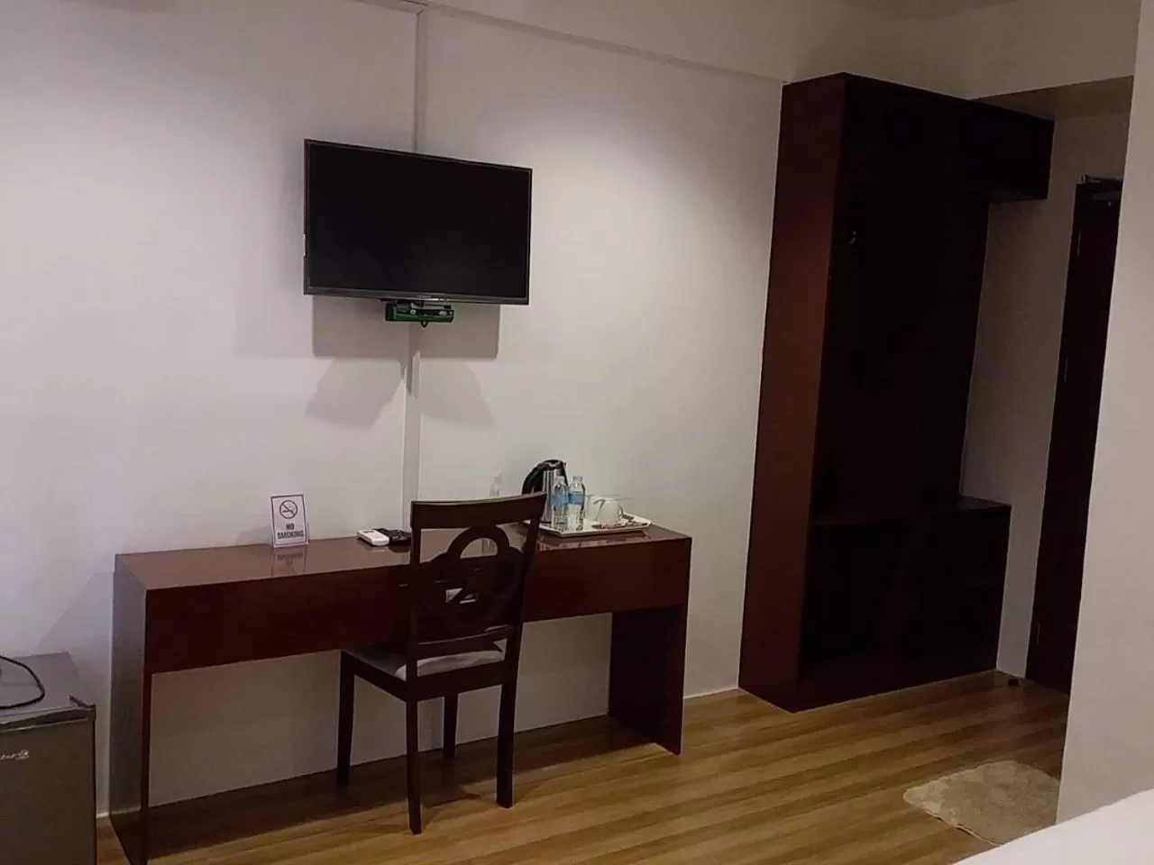 TV and multimedia in Zosimo's Inn