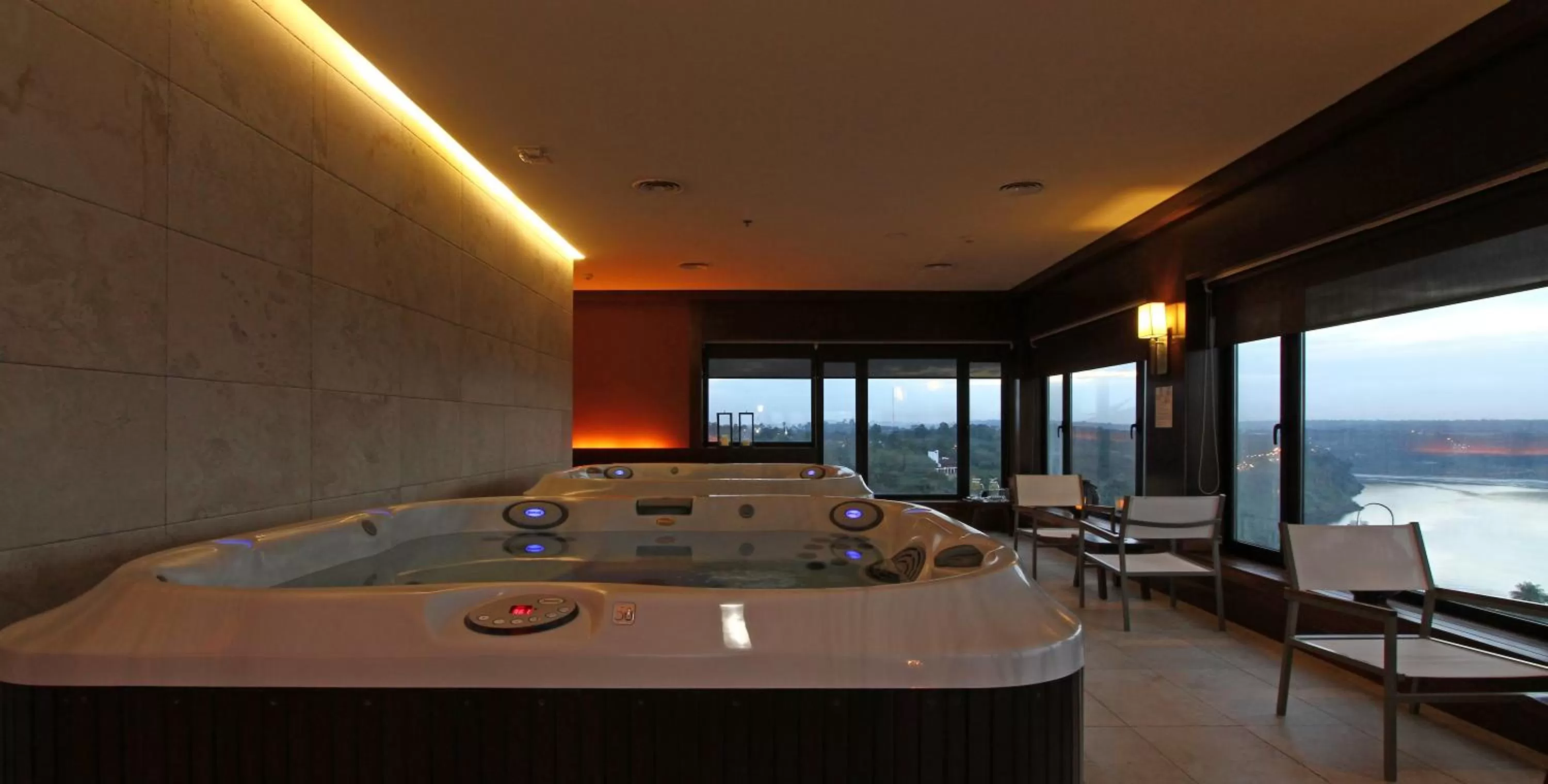 Hot Tub in Panoramic Grand - Iguazú