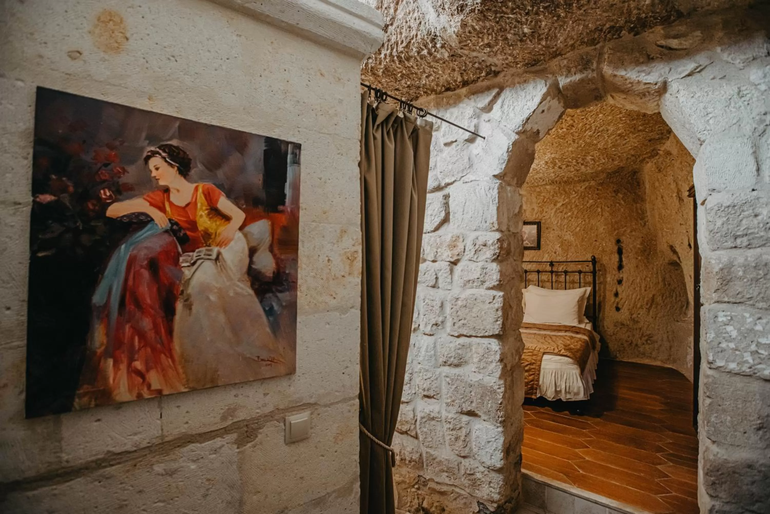 Decorative detail in Melekler Evi Cave Hotel