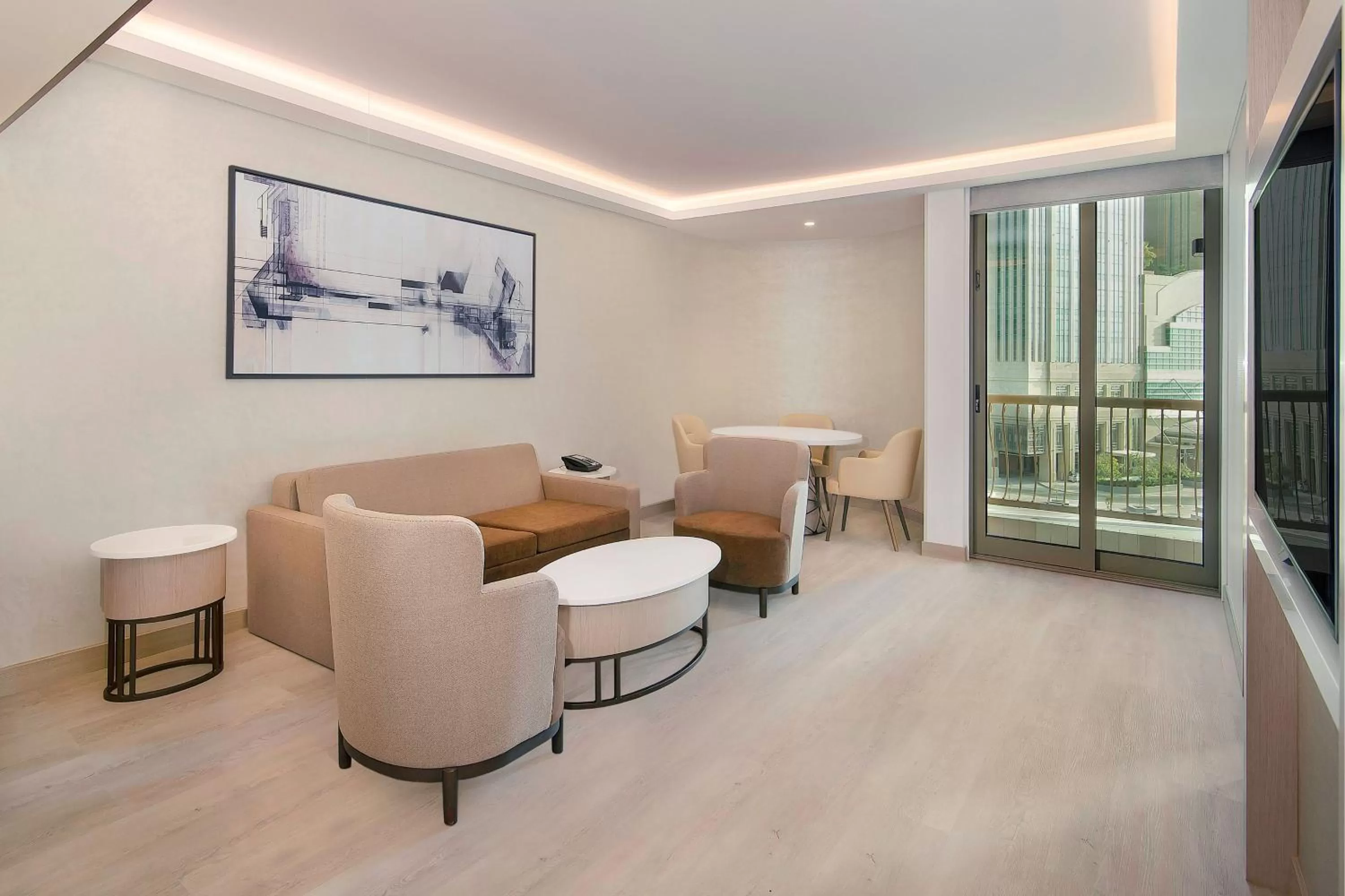 Photo of the whole room in Sheraton Abu Dhabi Hotel & Resort