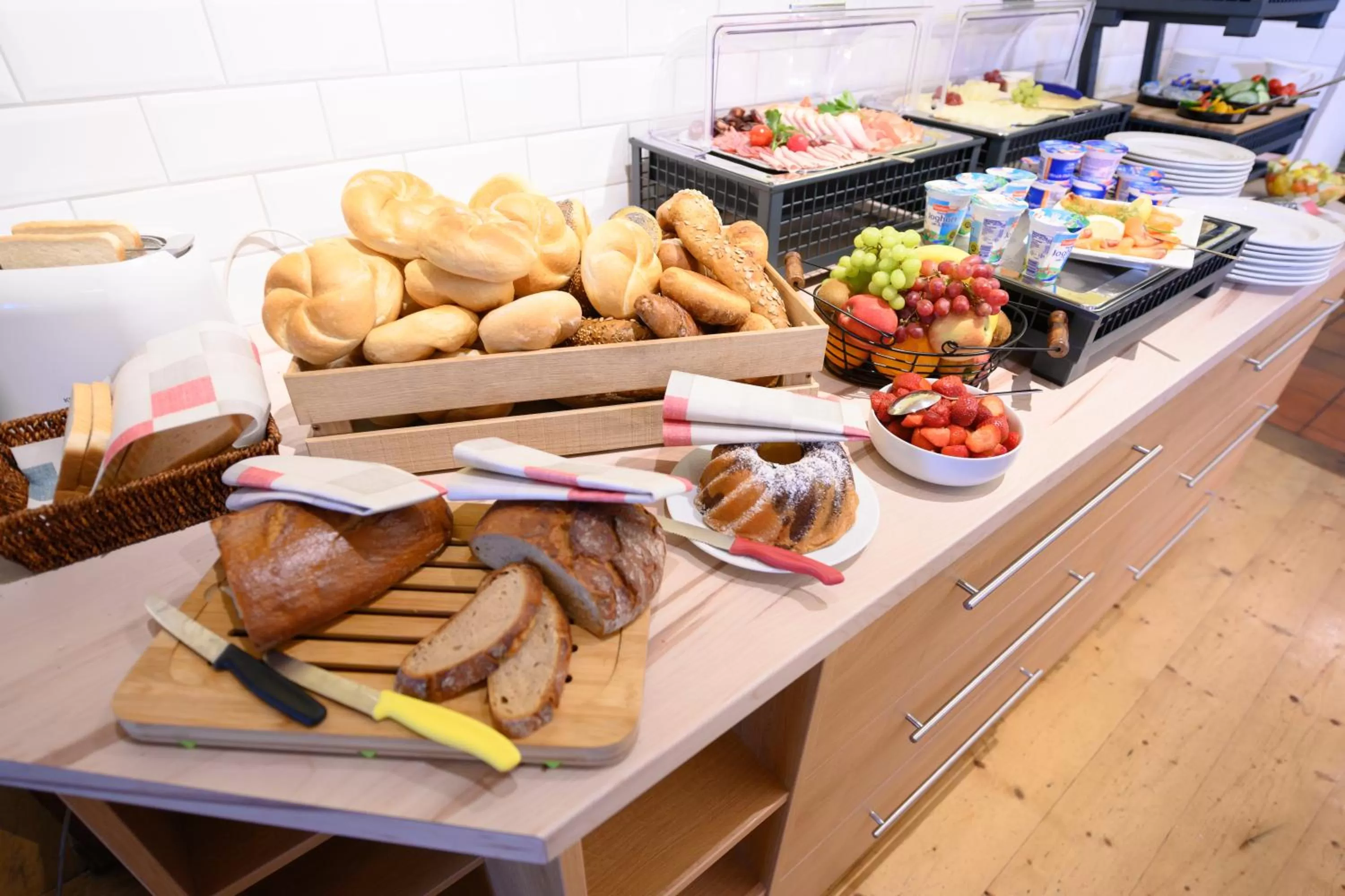 Buffet breakfast in Hotel Gasthof zur Post