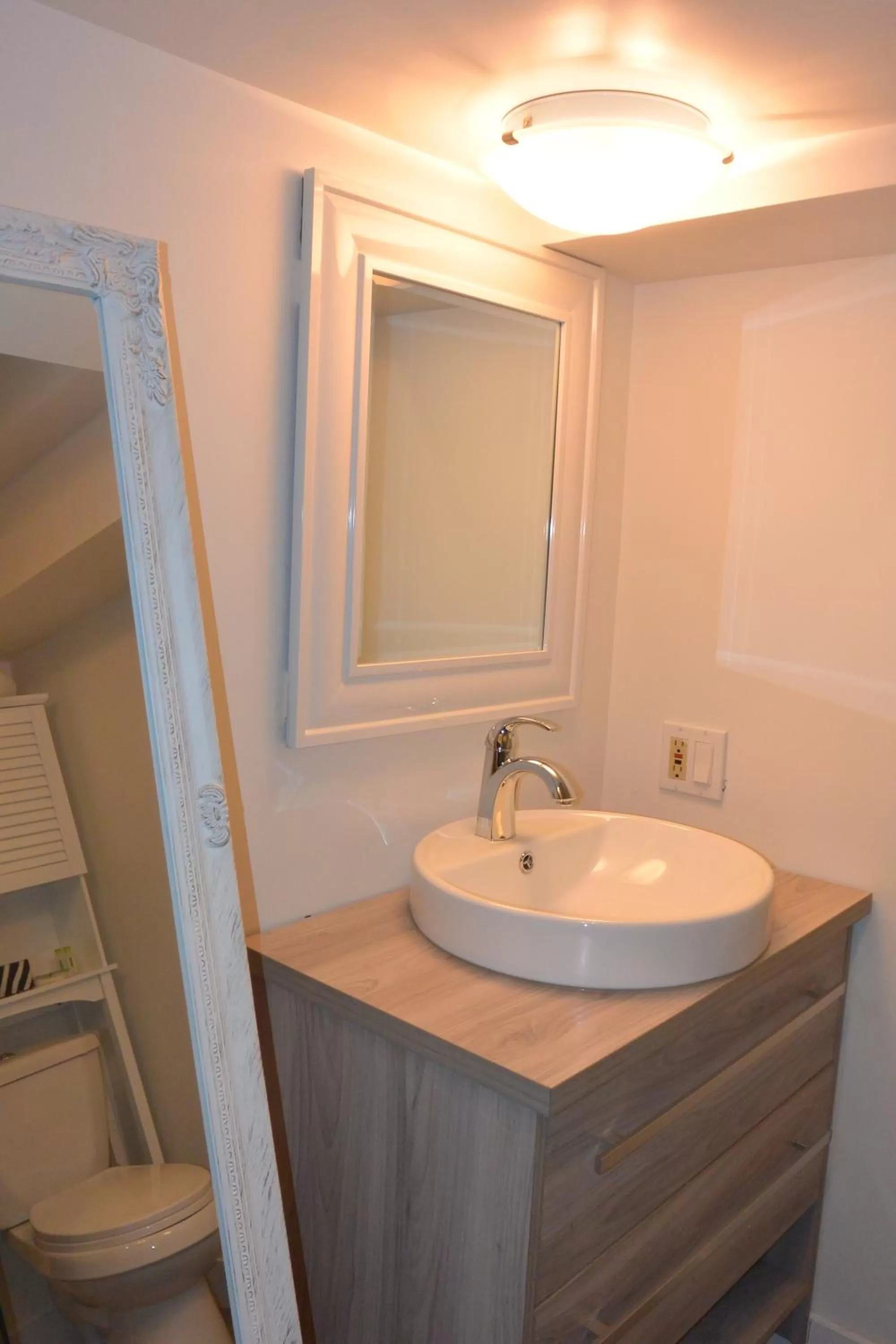 Toilet in Manoir Sainte Genevieve