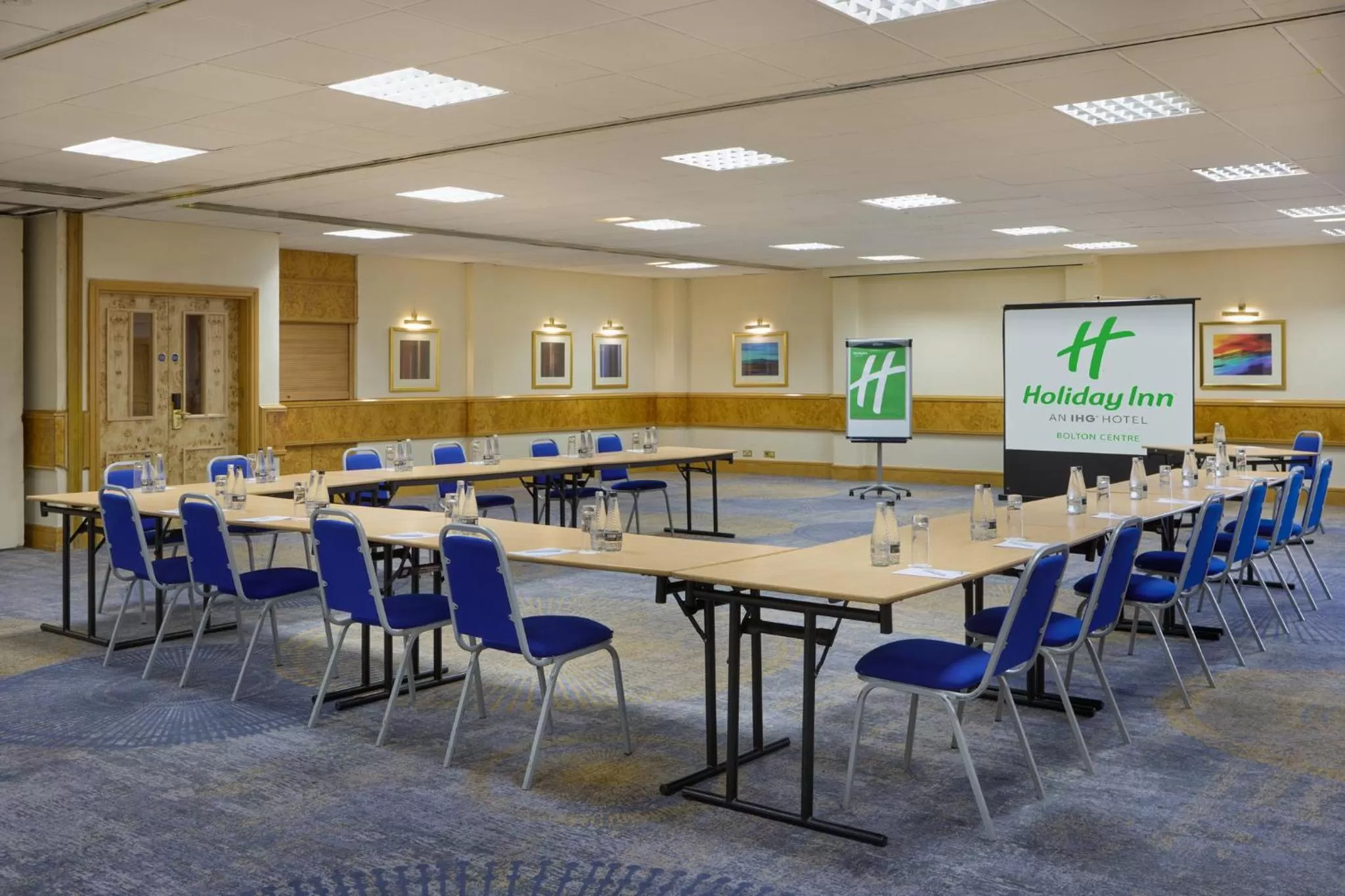 Meeting/conference room in Holiday Inn Bolton Centre by IHG