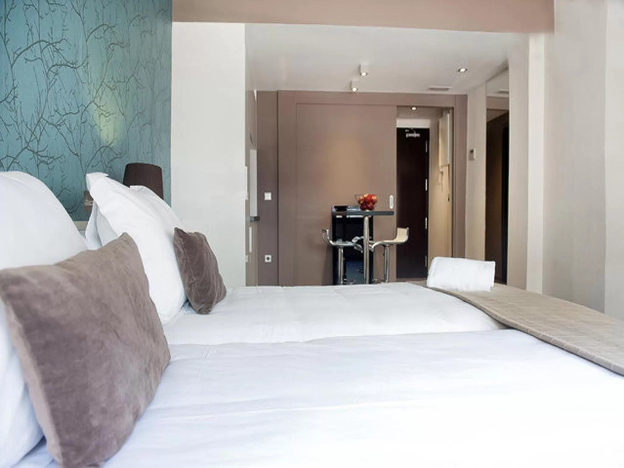 Bed in Barcelona Fifteen central Aparthotel