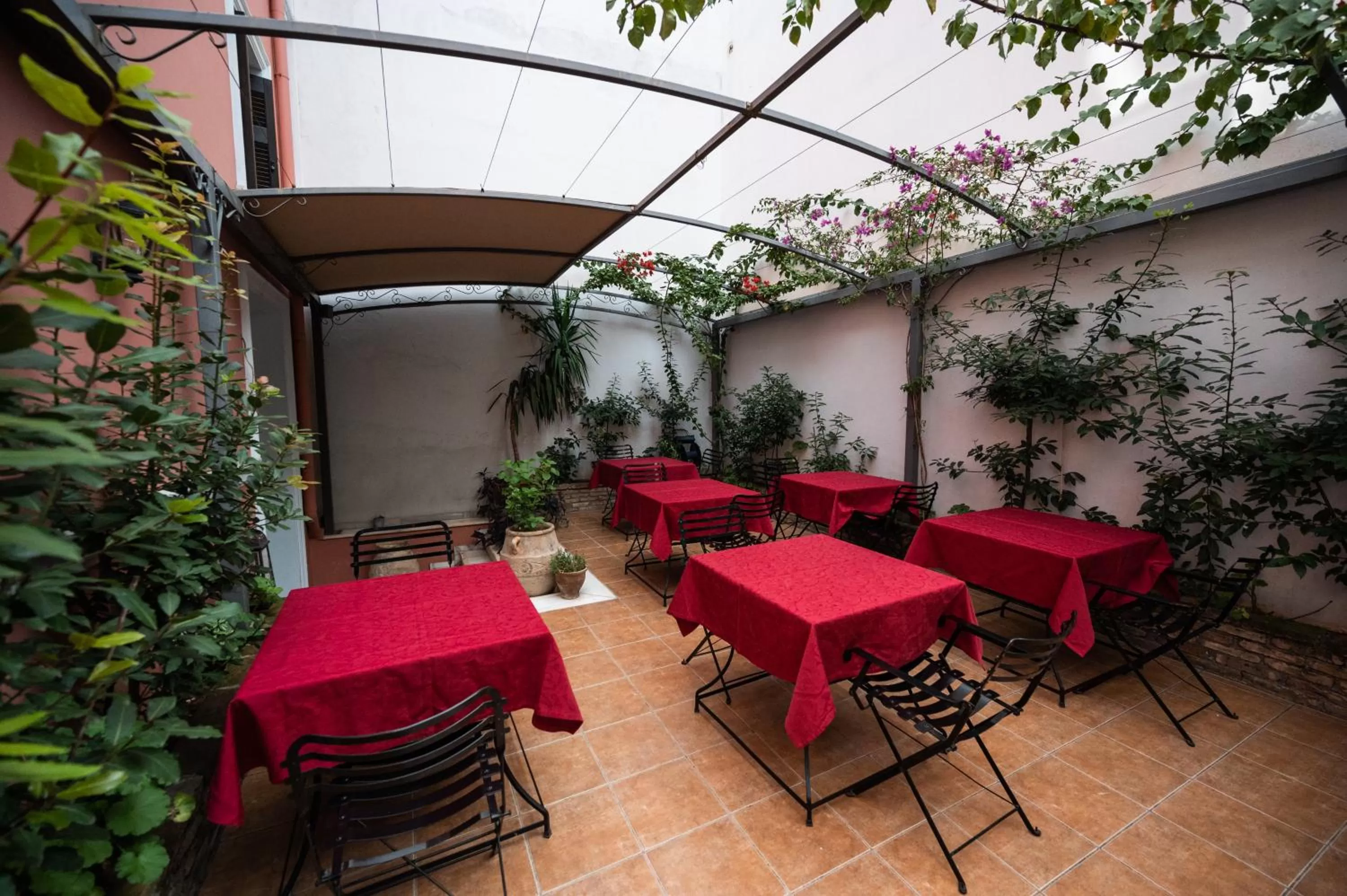 Boutique Hotel Anagennisis