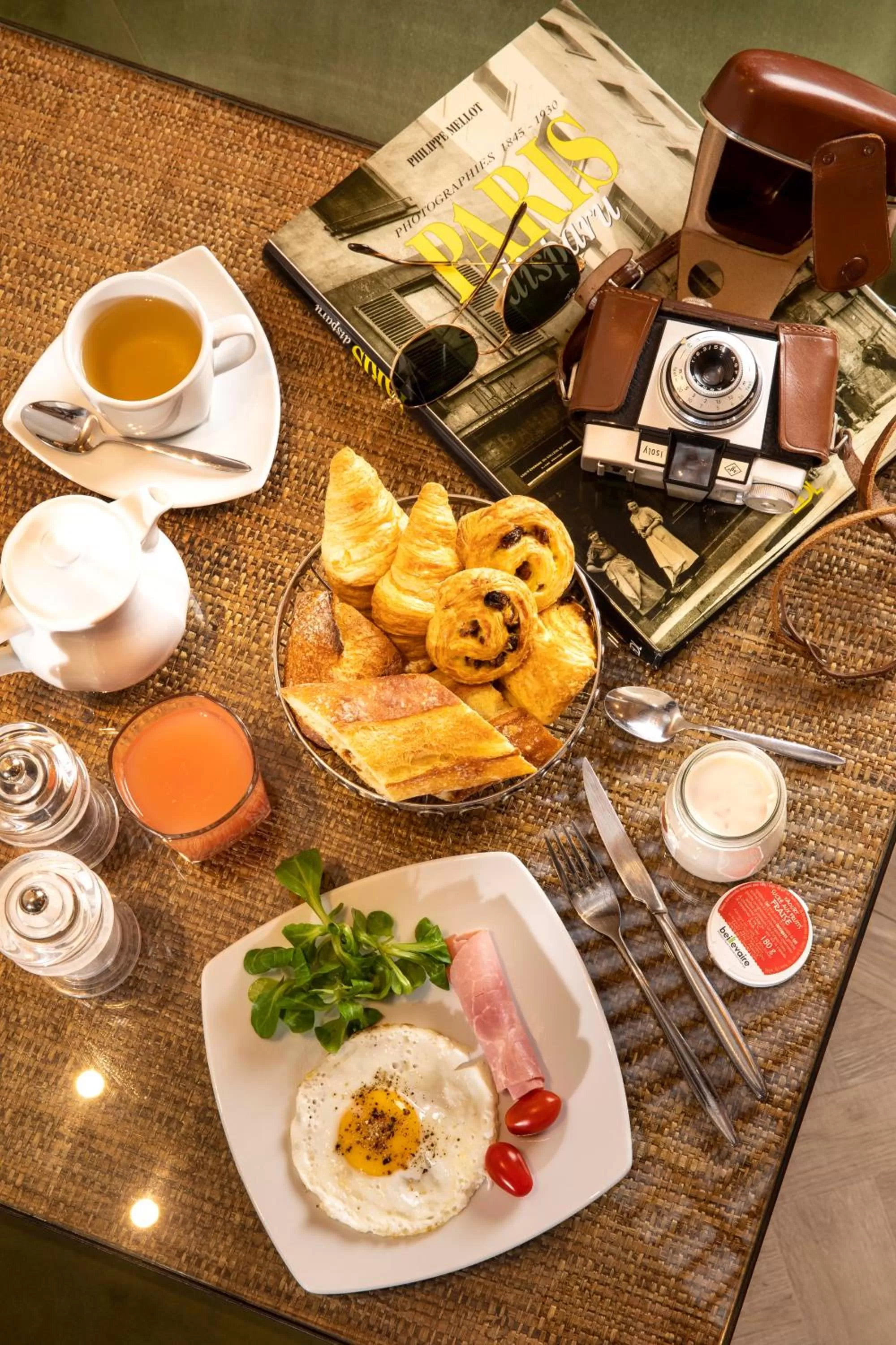 Buffet breakfast in Hotel Phileas Lazare & Spa - Opera