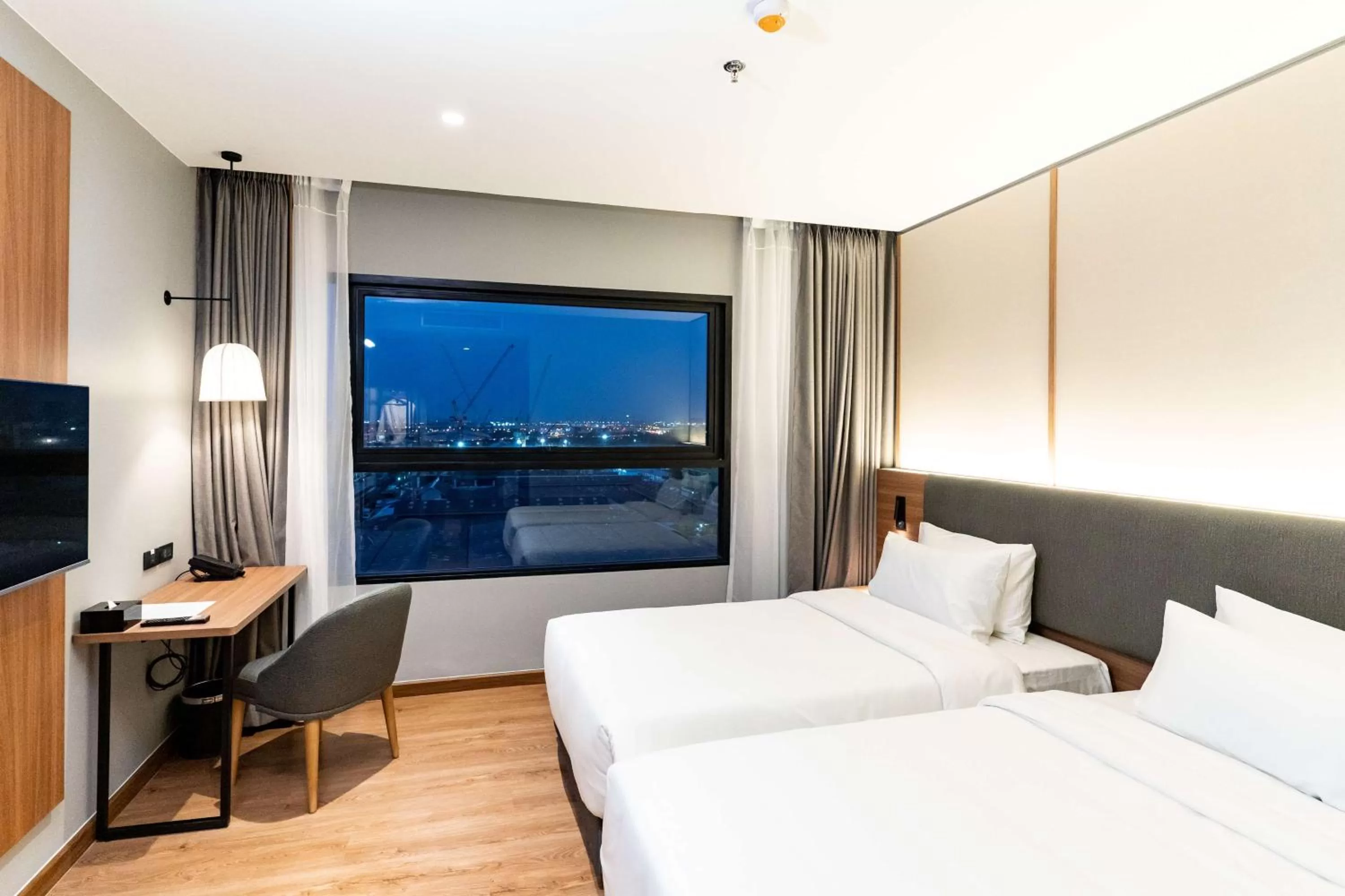 Bedroom, Bed in Best Western Chatuchak