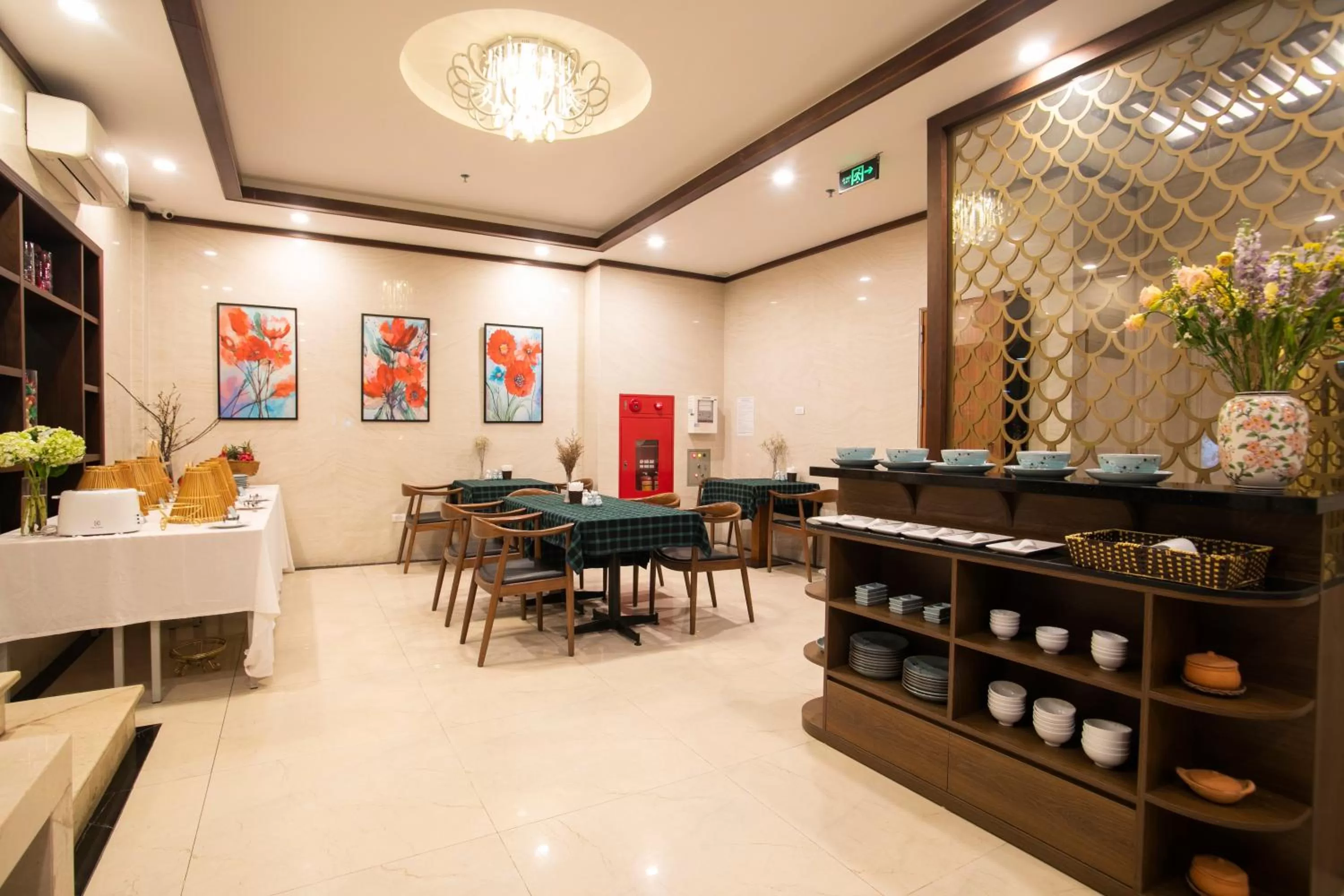 Restaurant/places to eat in Western Hanoi Boutique Hotel