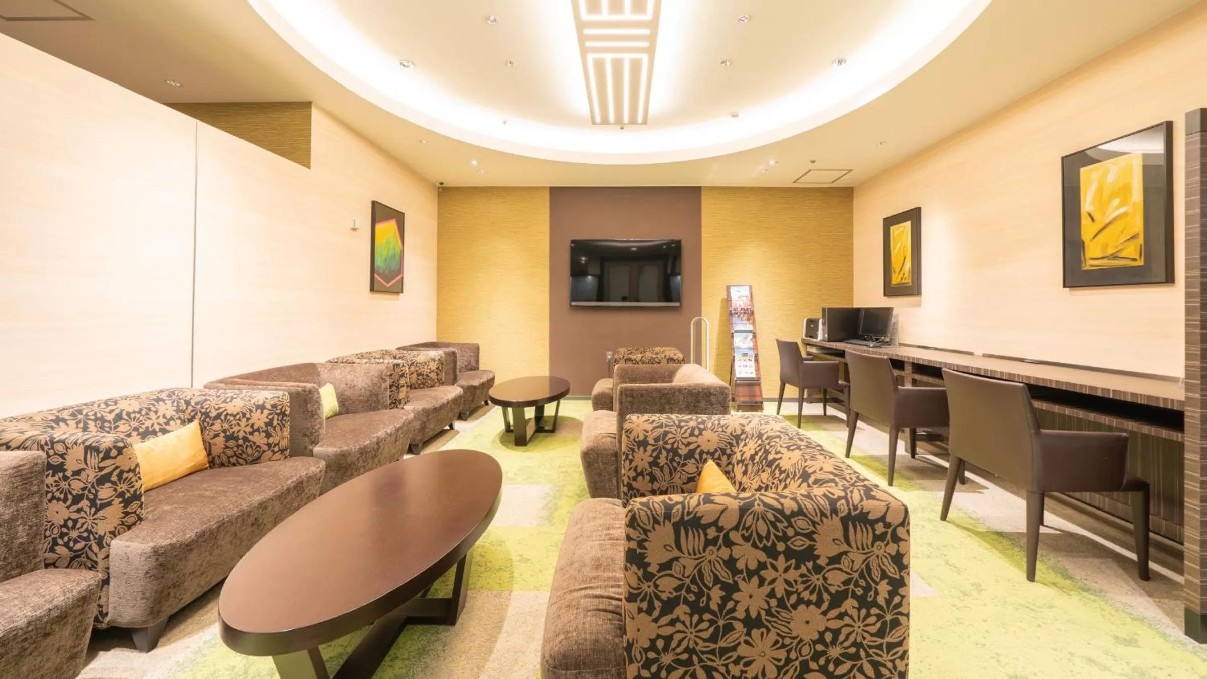 Lounge or bar in New Otani Inn Sapporo