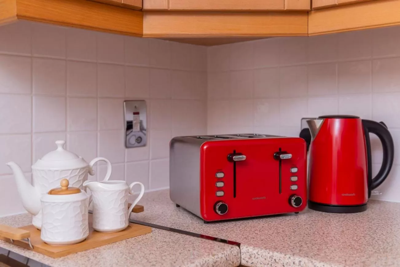 Coffee/tea facilities in Park Place Apartments