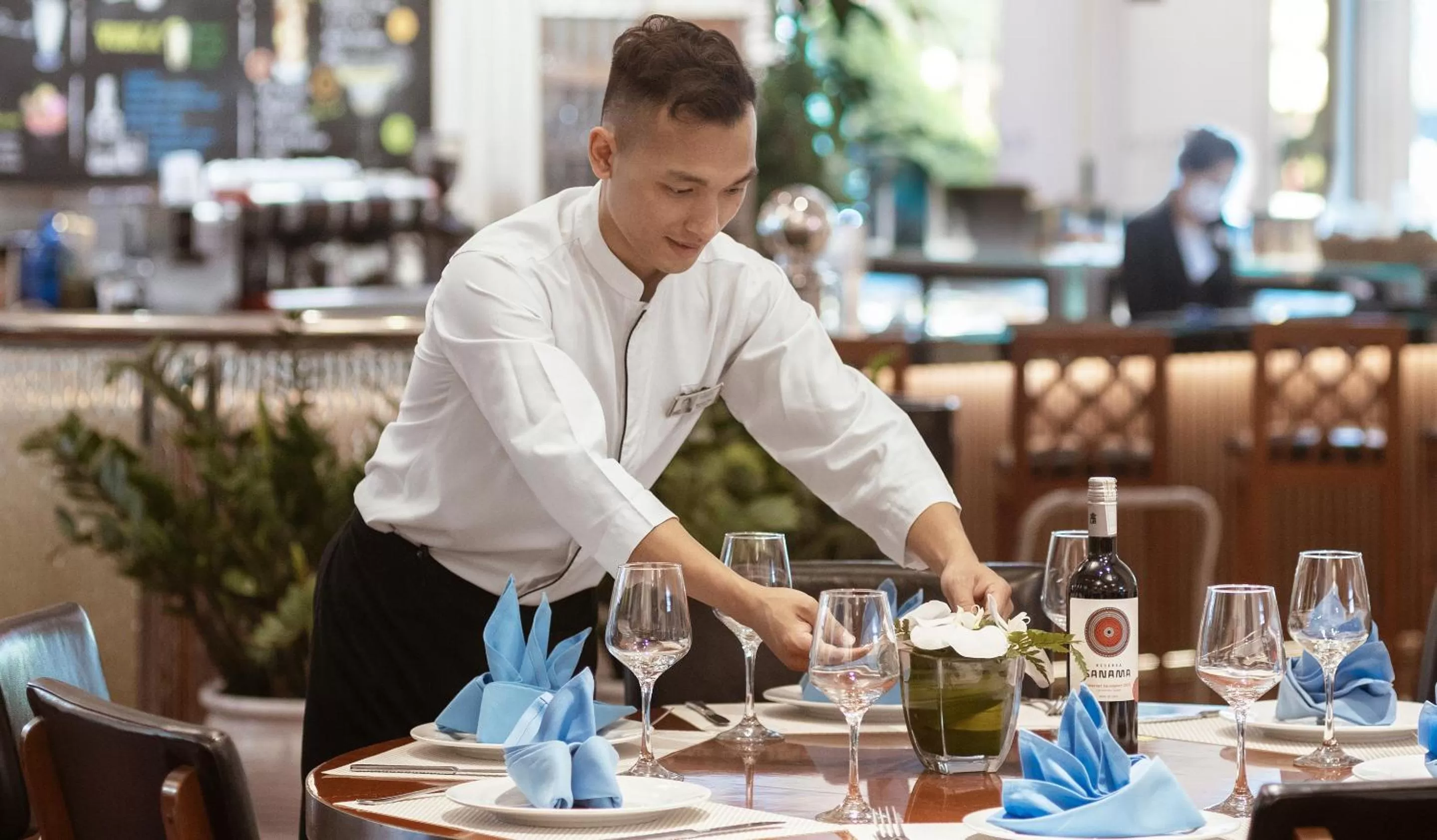 Restaurant/places to eat in Fortuna Hotel Hanoi