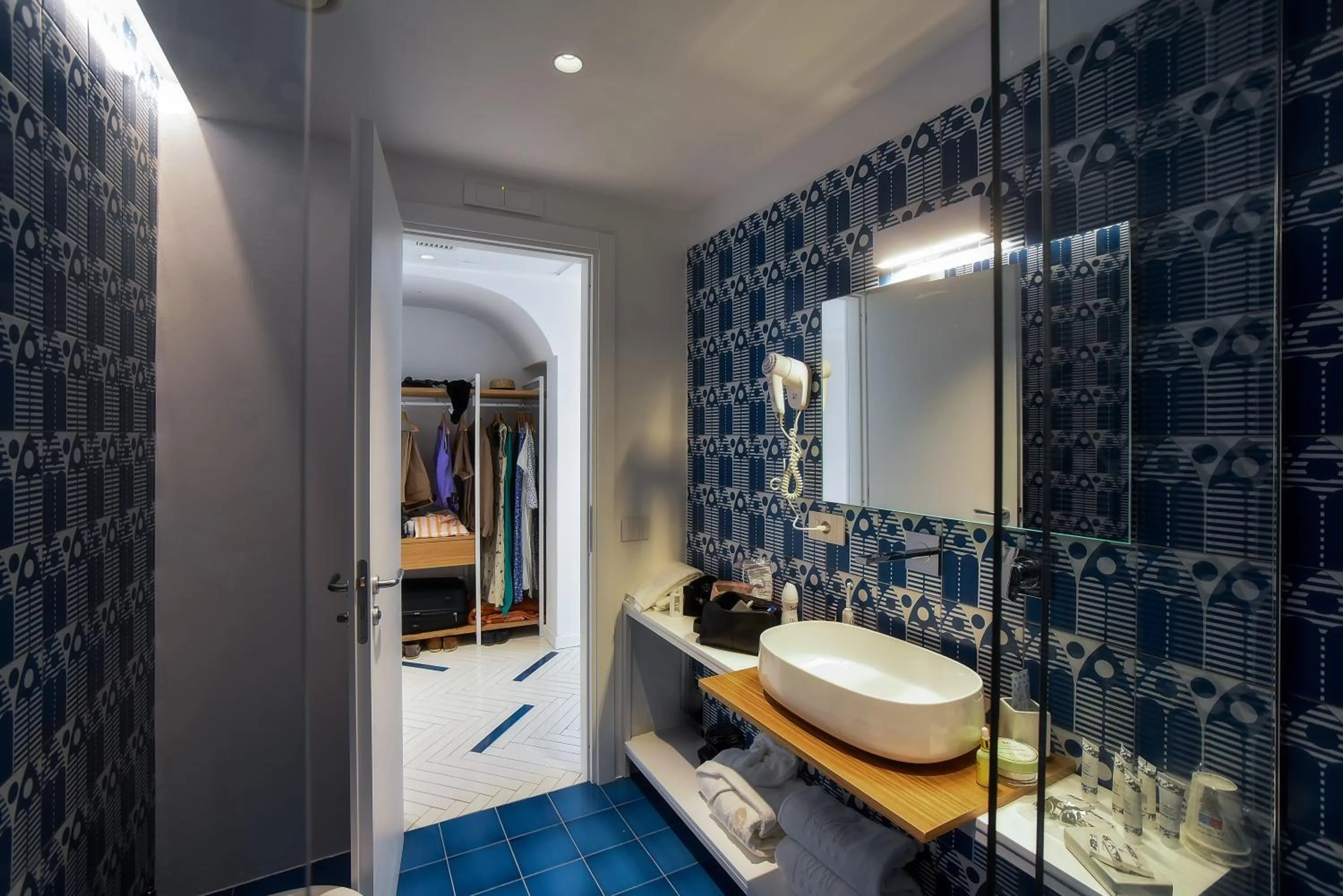 Bathroom in Hotel Graal