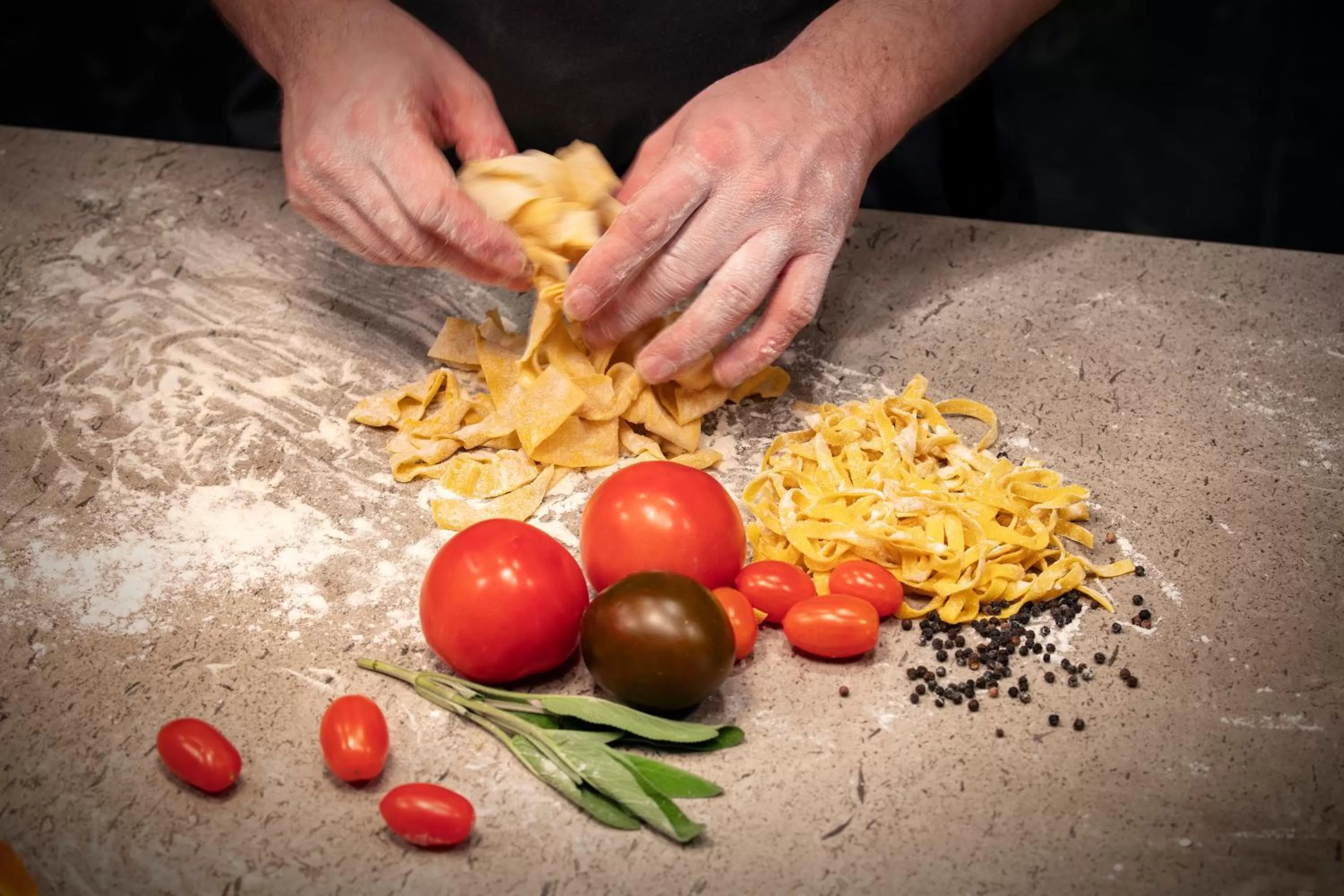 Restaurant/places to eat in Holiday Inn London Heathrow - Bath Road by IHG