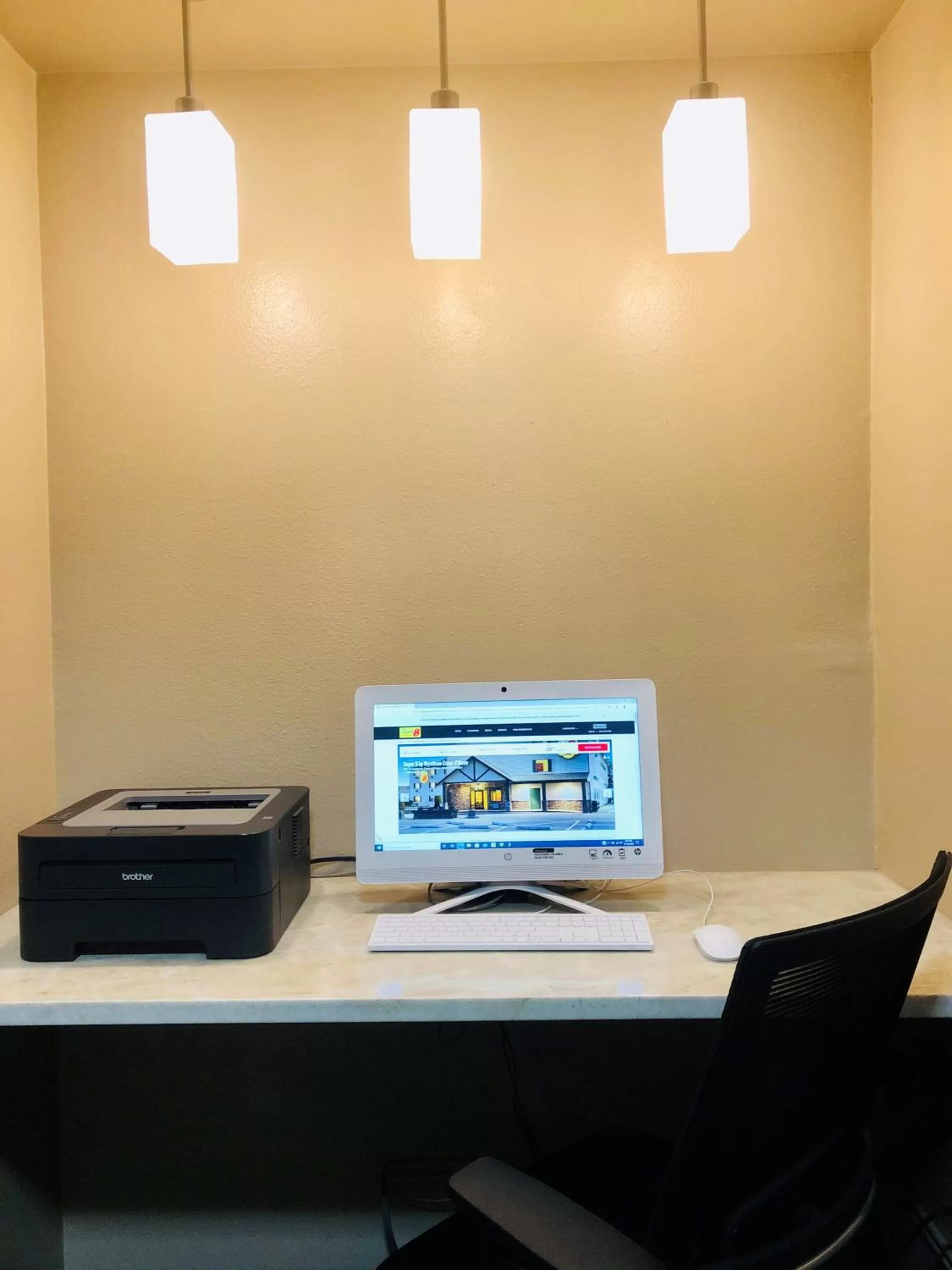 Business facilities in Super 8 by Wyndham Coeur d'Alene