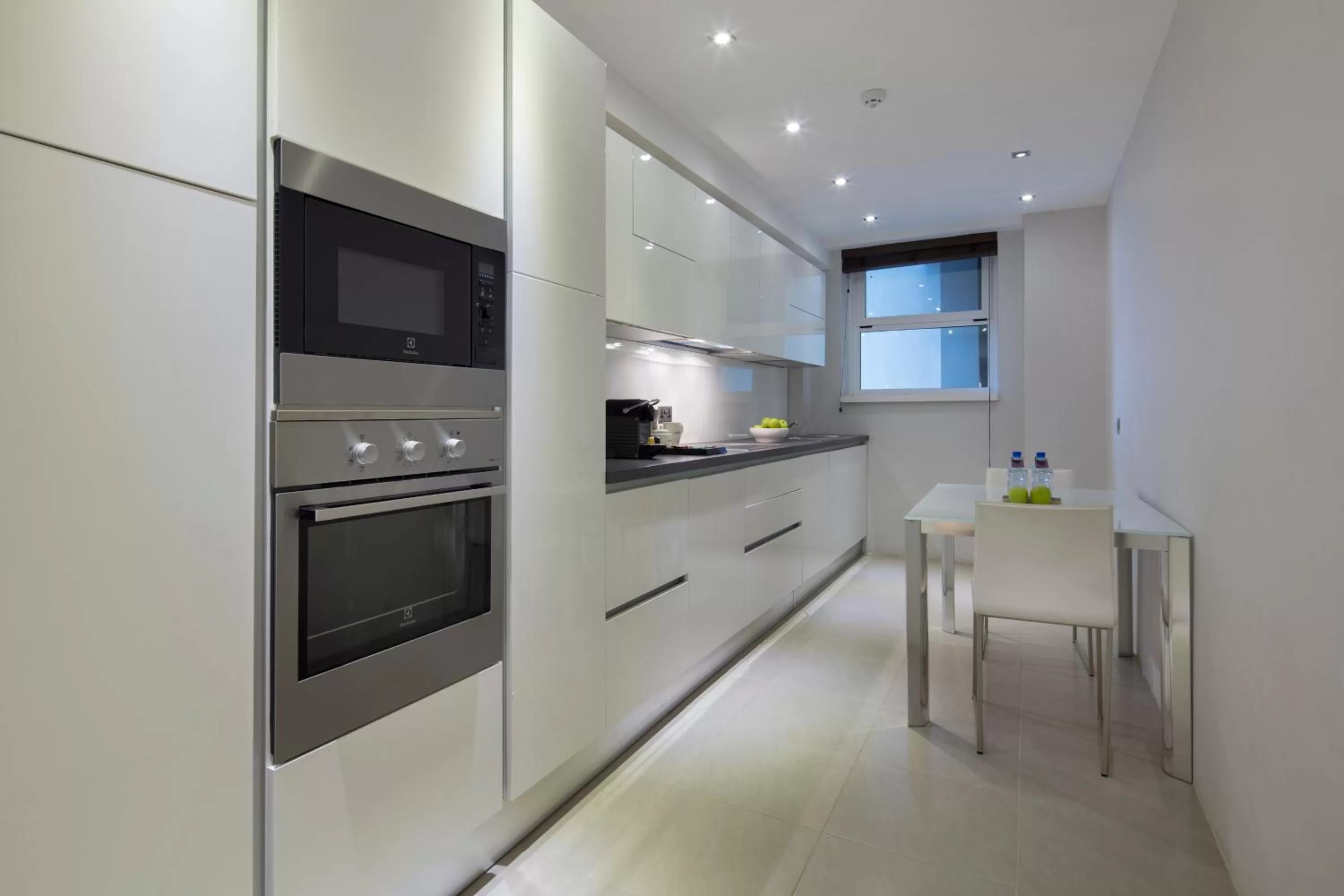 Coffee/tea facilities in Fraser Suites Abuja