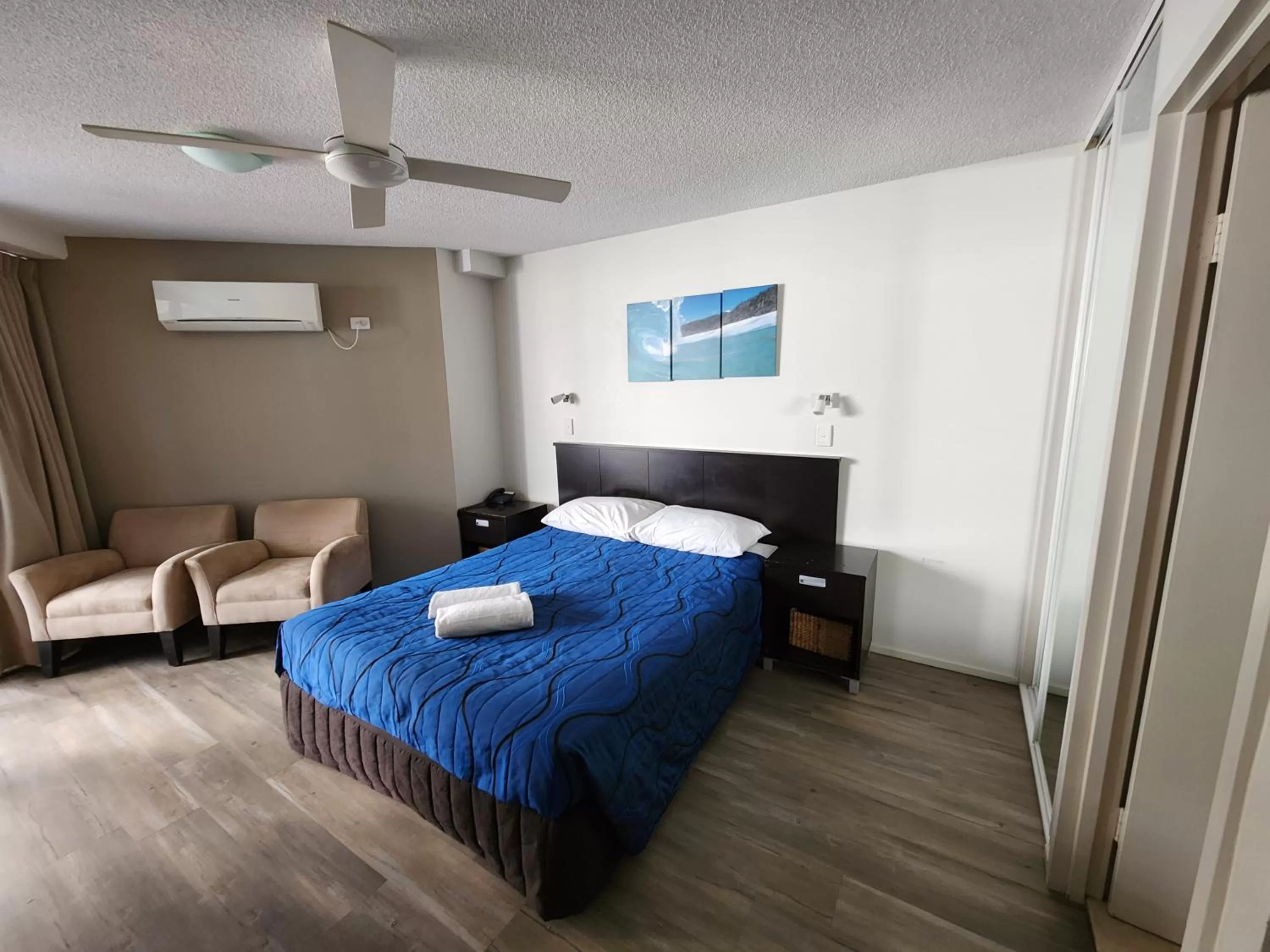 Bed in The Beach Retreat Coolum