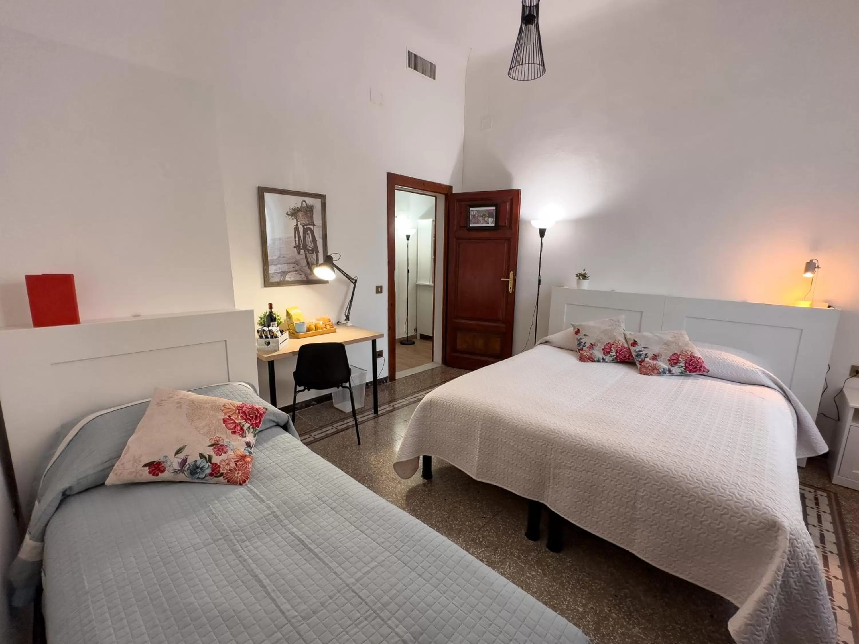 Photo of the whole room, Bed in La Casa di Eli