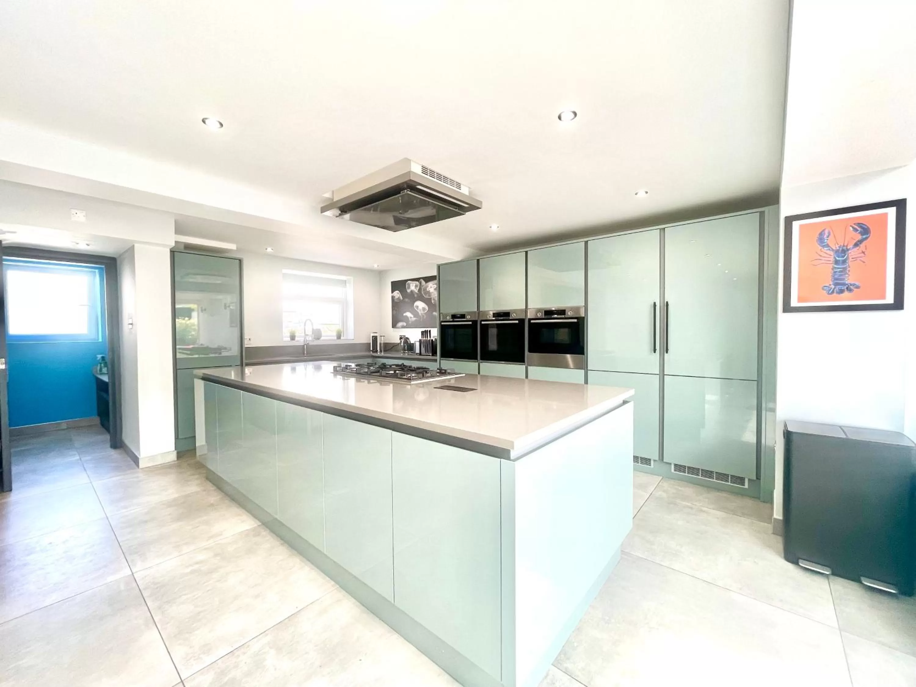 Kitchen or kitchenette in Farne Island rooms