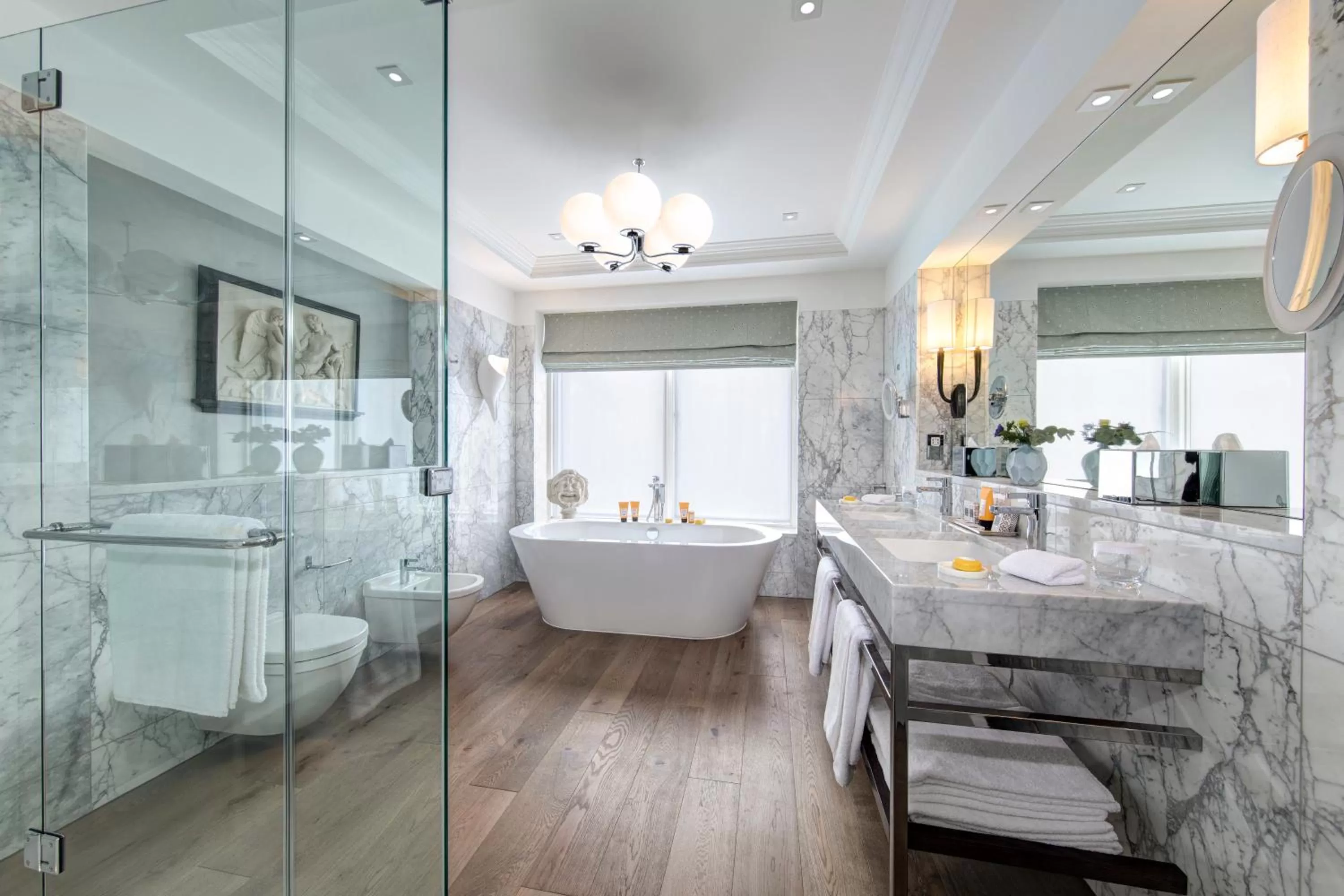 Bathroom in The Balmoral Hotel