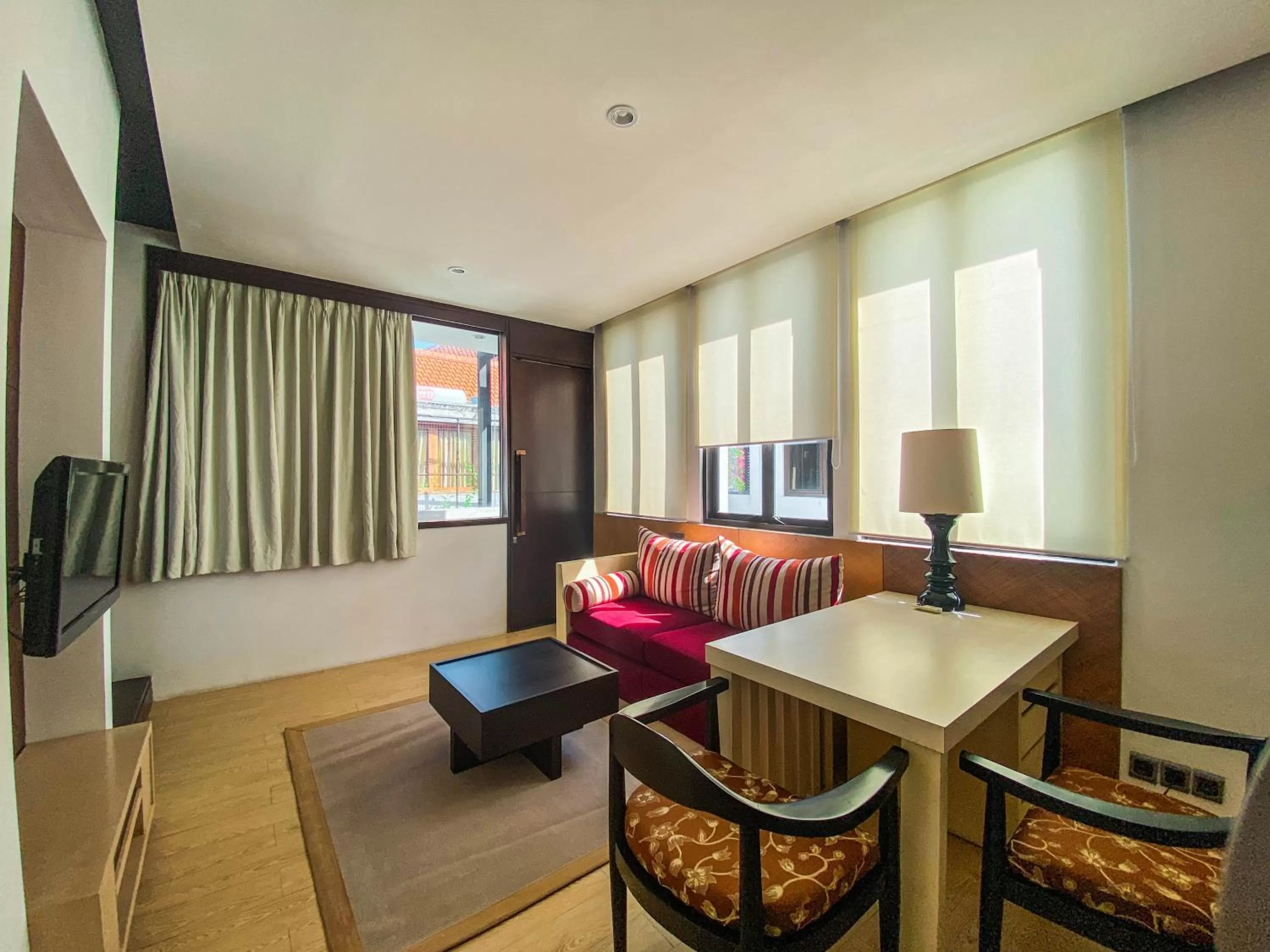 Living room, Bed in Puri Hiromi Boutique Residence