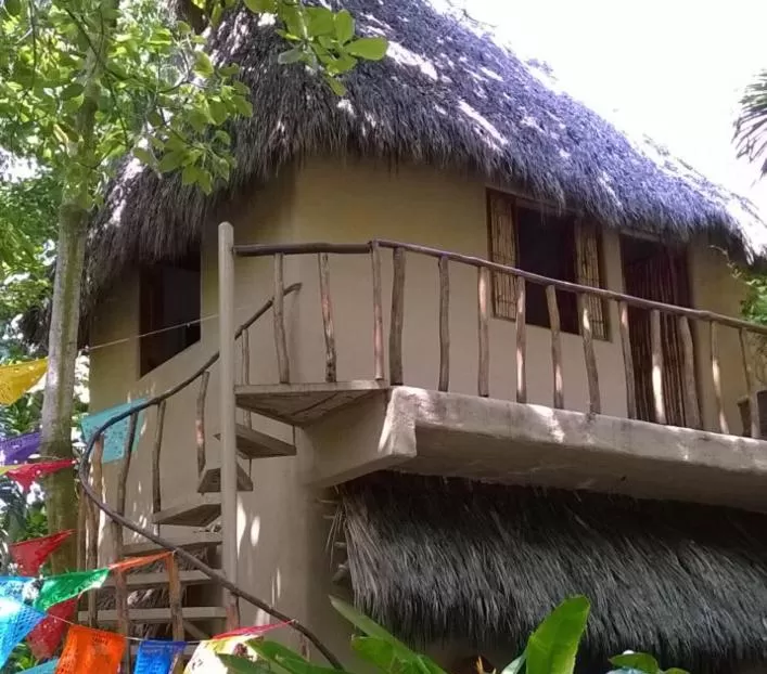 Junto al Rio Bungalows & Suites