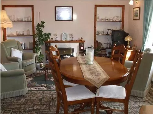 Dining area, Restaurant/Places to Eat in Lily Hill Farm