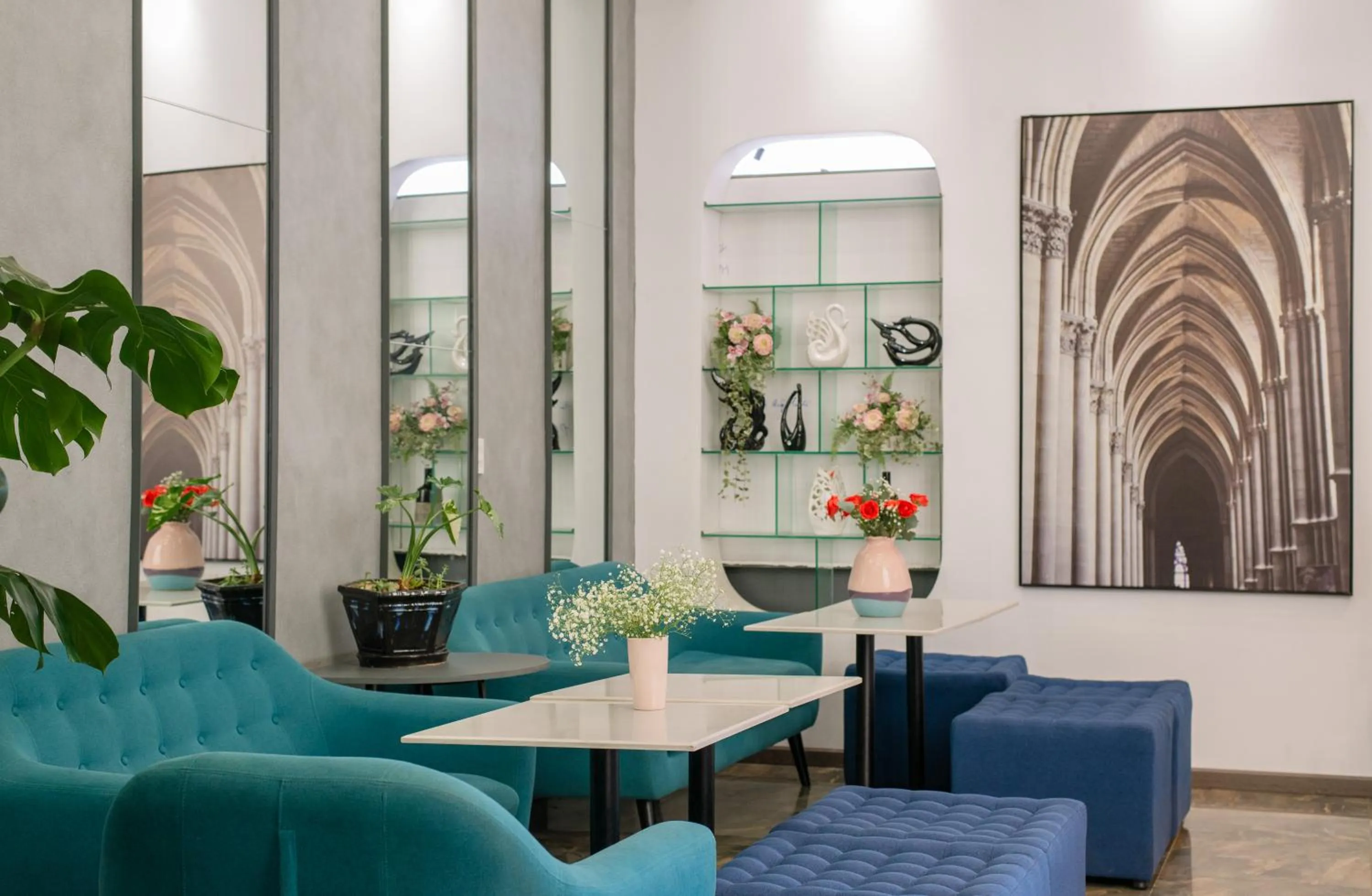 Lobby or reception in Tasme Hotel