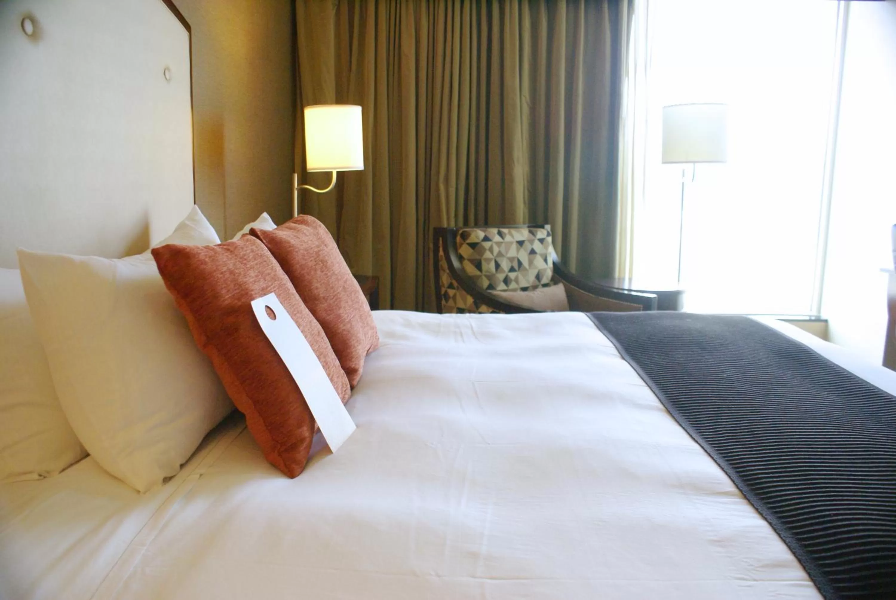 Bed in Wyndham Grand Pittsburgh