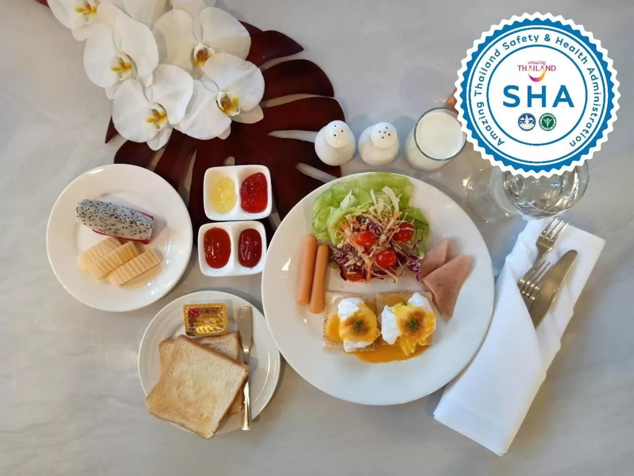 Restaurant/places to eat in S Bangkok Hotel, Navamin