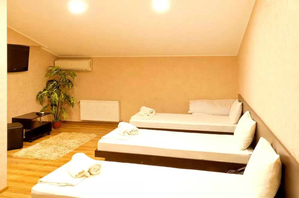 Bed in Hotel 8th Mile