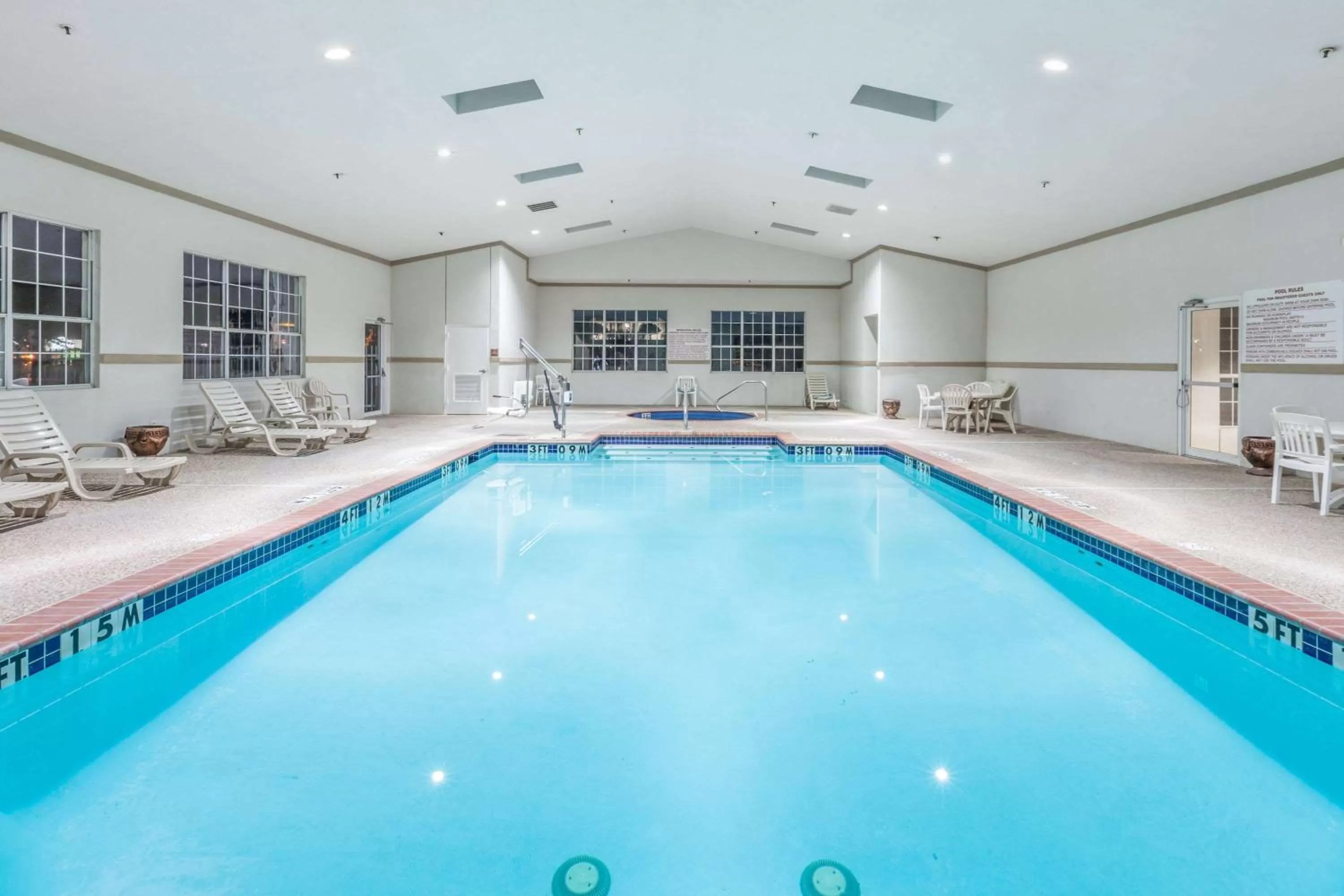 On site in Super 8 by Wyndham Hillsboro TX