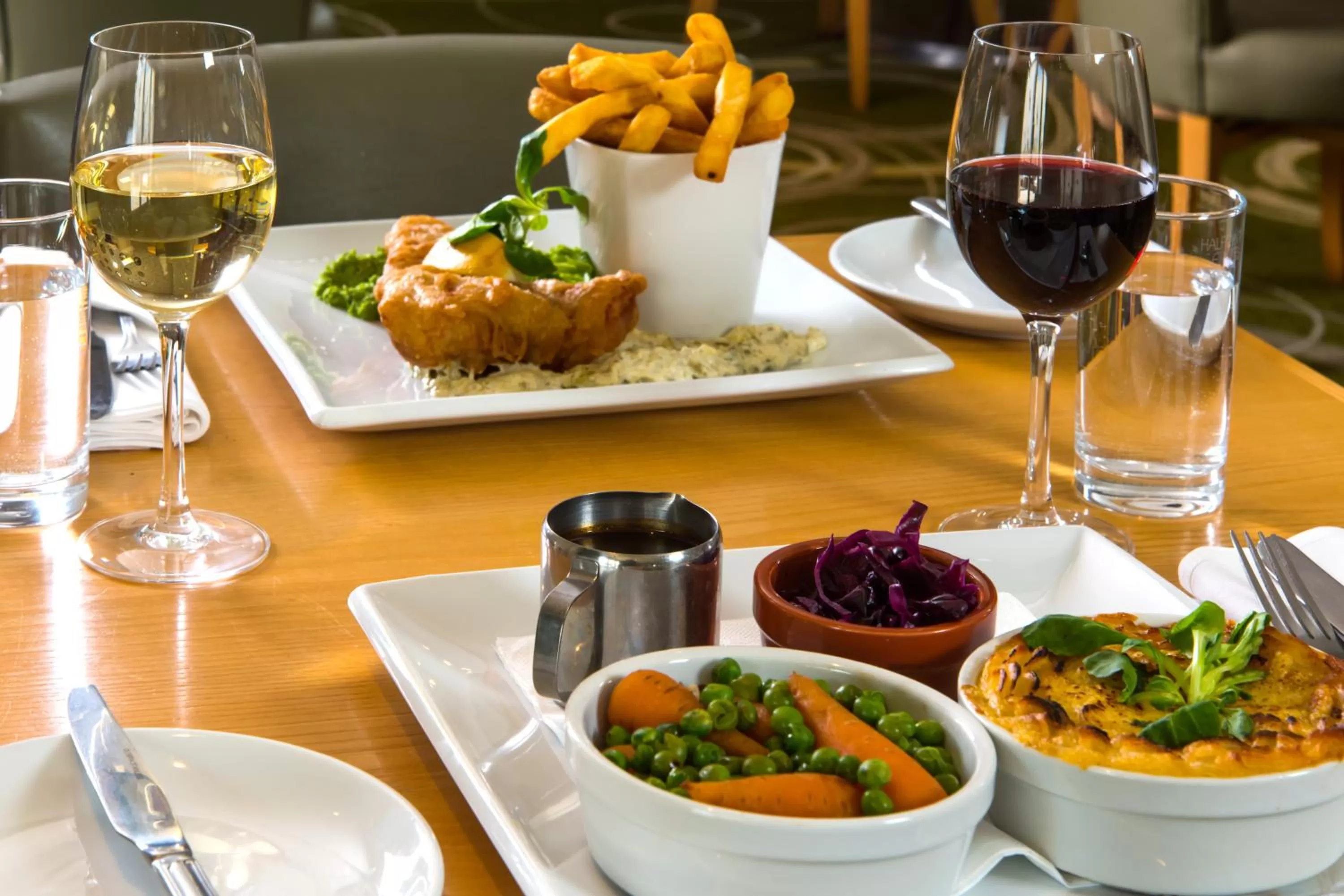 Restaurant/places to eat in Mercure Newbury West Grange Hotel
