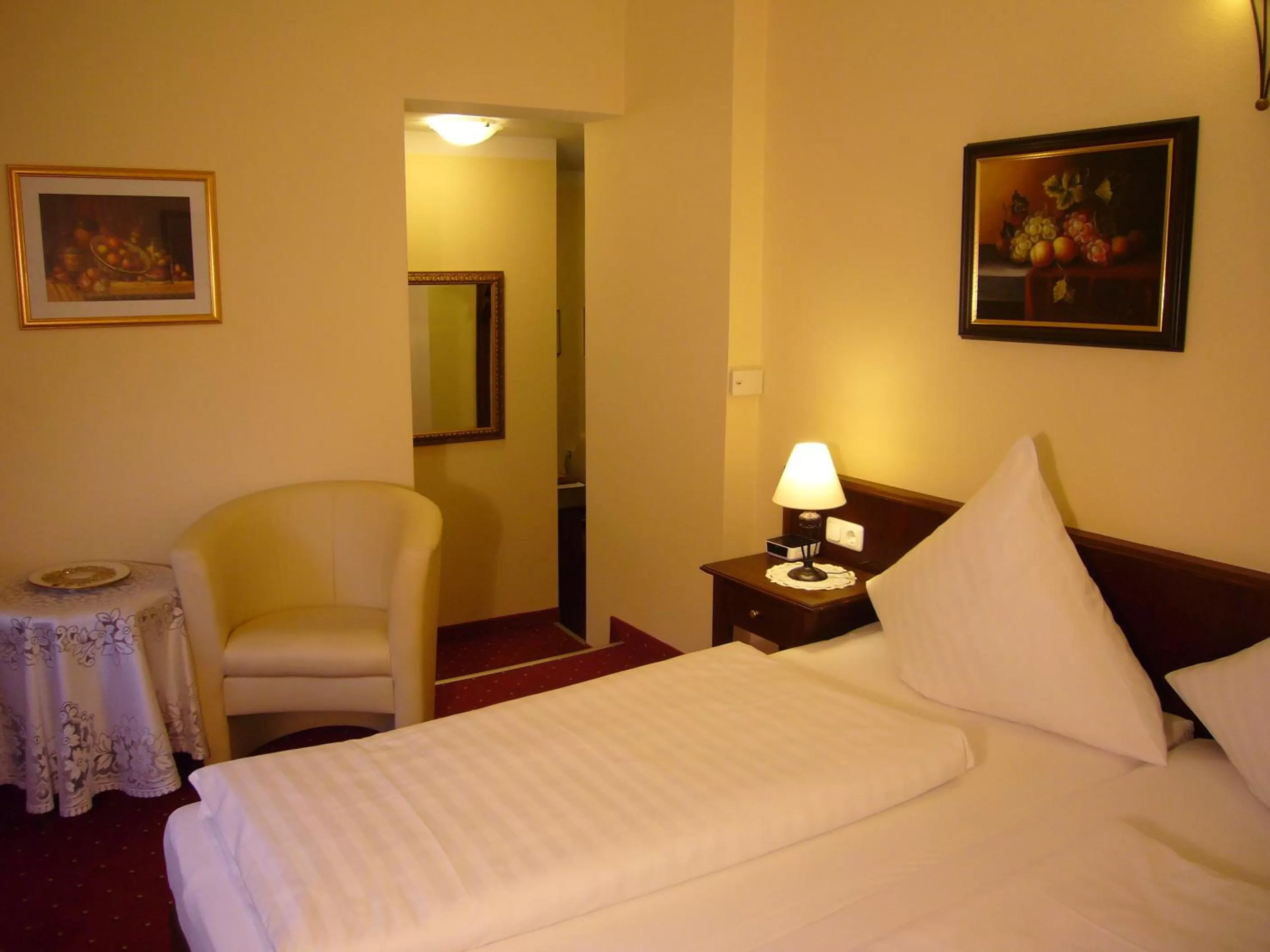 Bed in Klassik Hotel am Tor