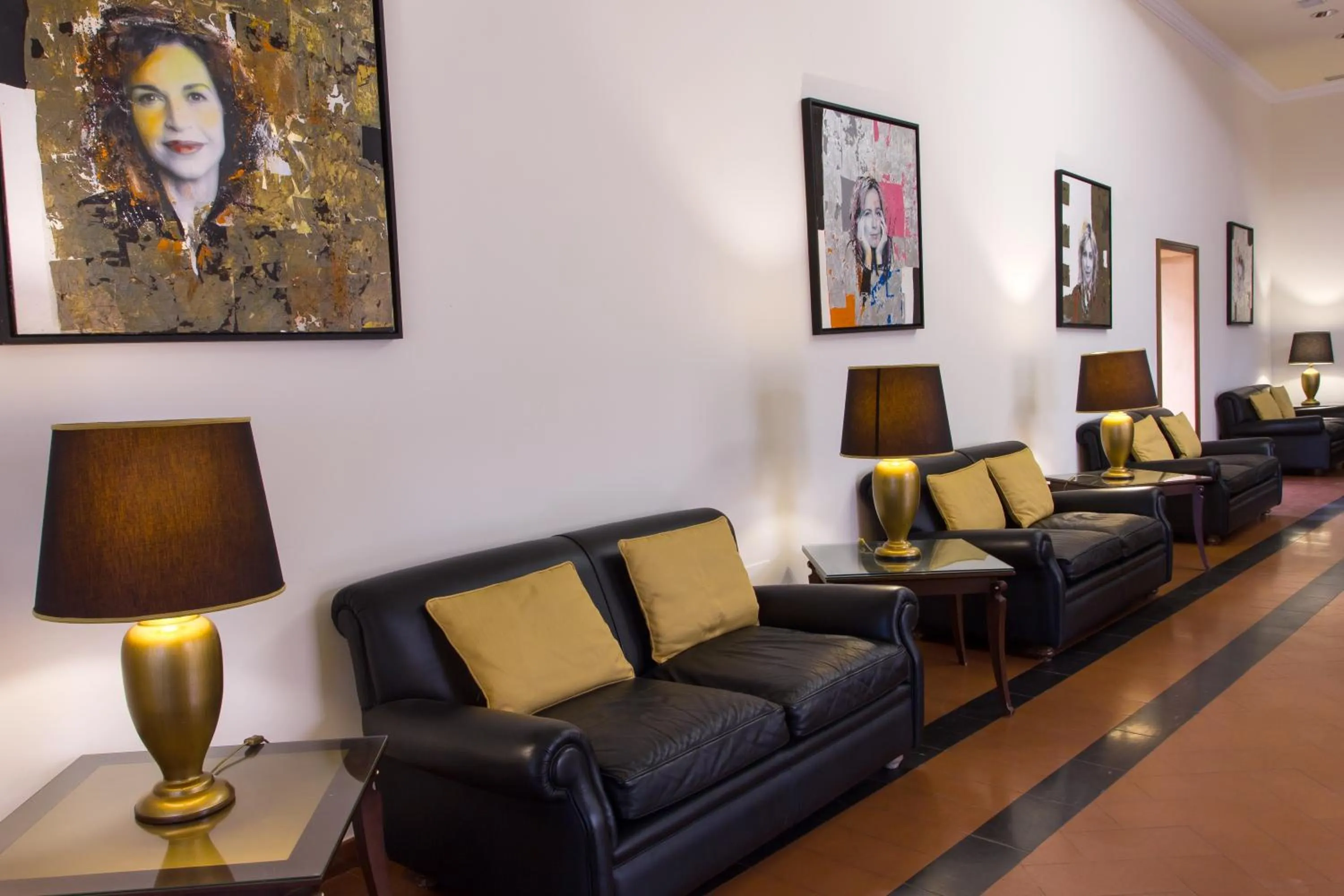 Communal lounge/ TV room in Altafiumara Resort & Spa