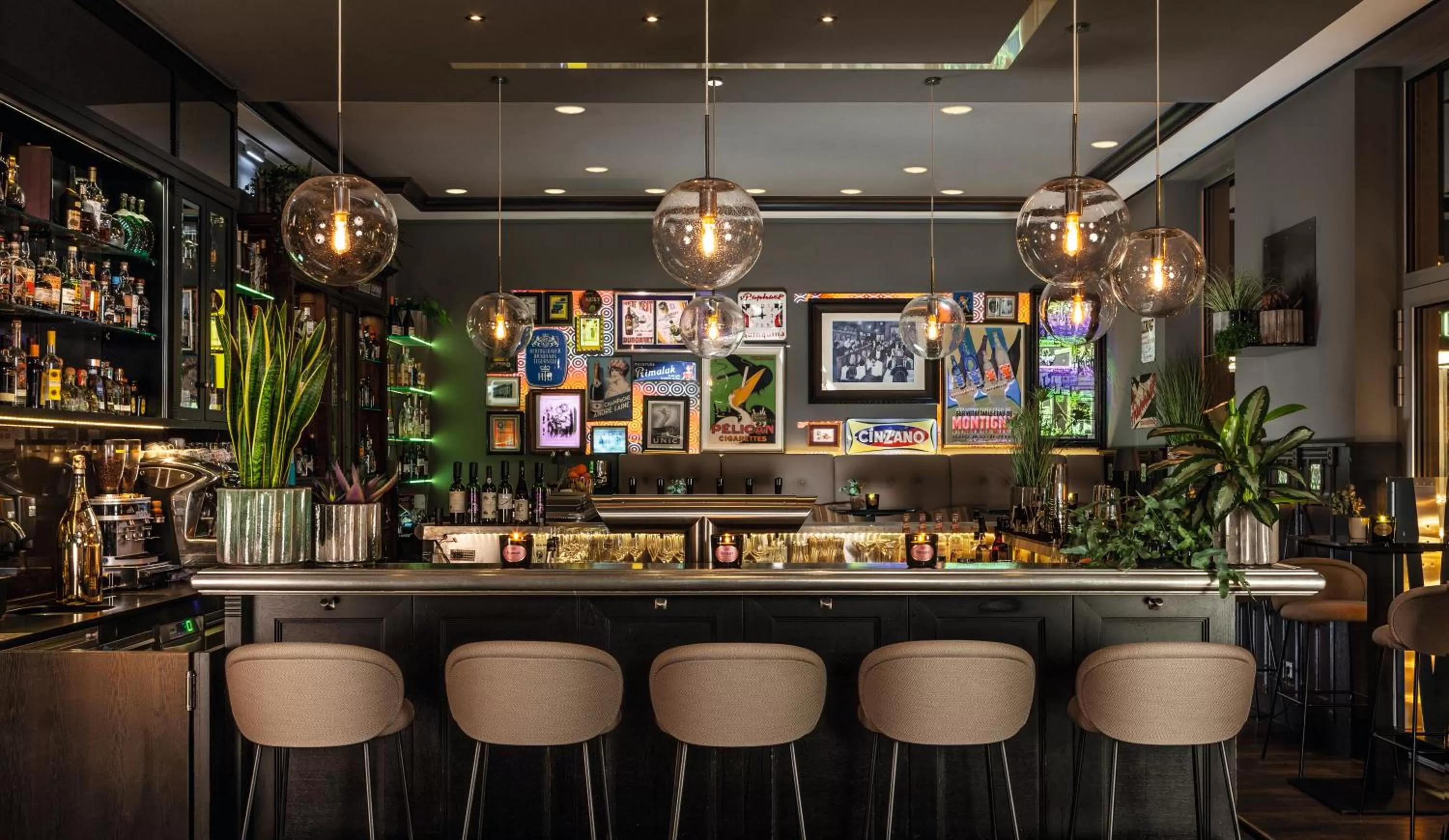 Lounge or bar in Hotel Maximilian’s